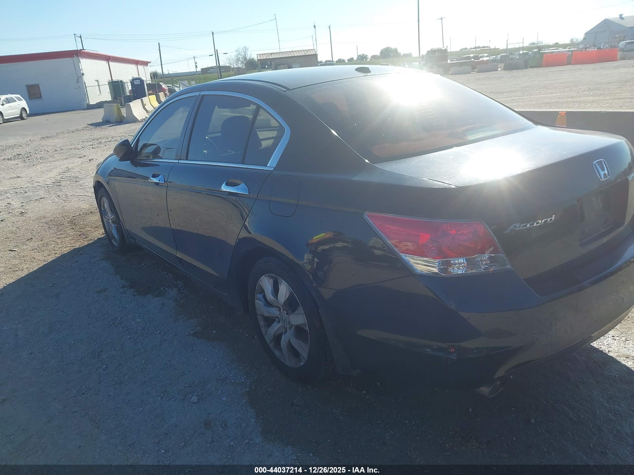 HONDA ACCORD image 3