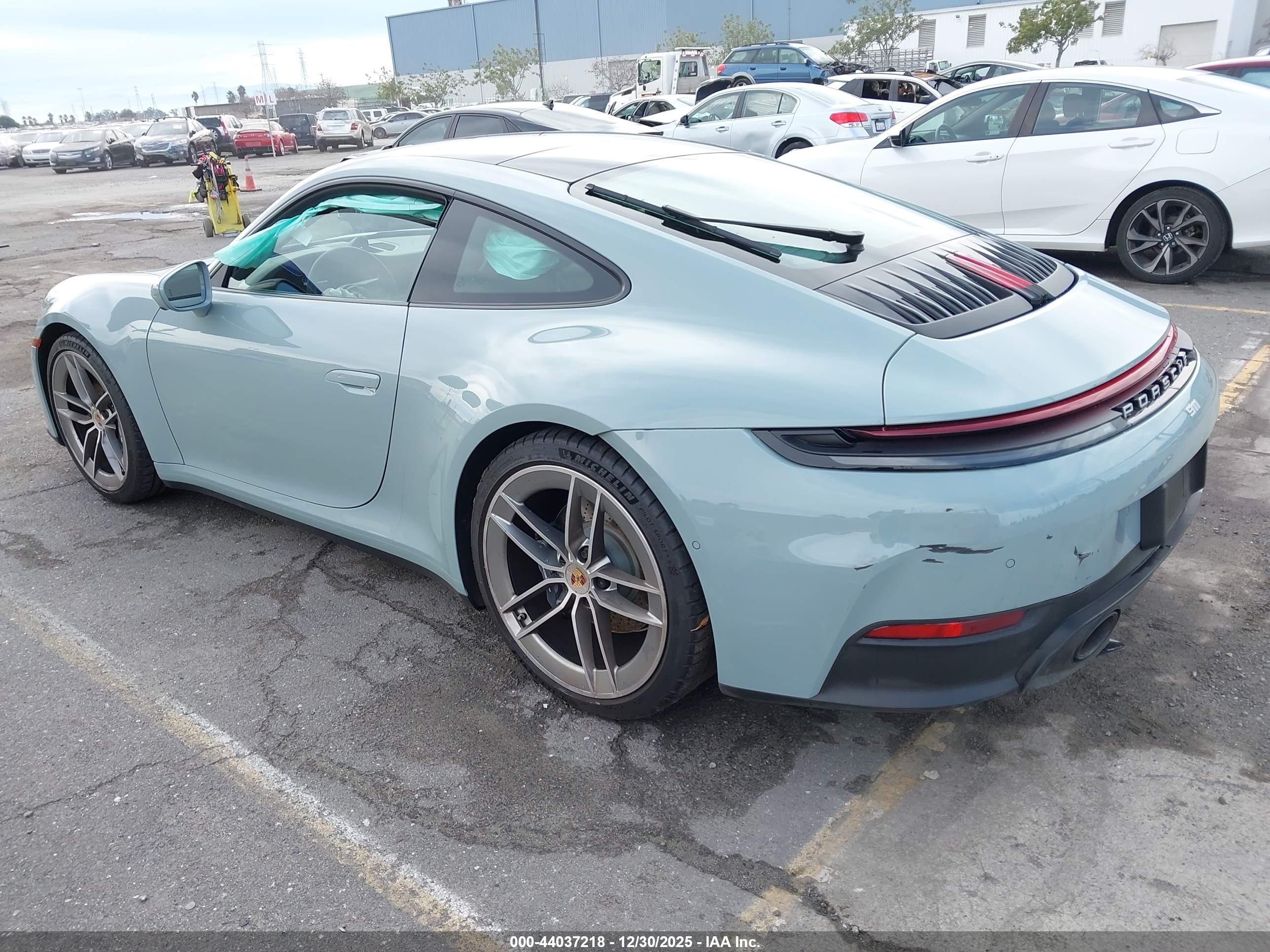 PORSCHE 911 image 3