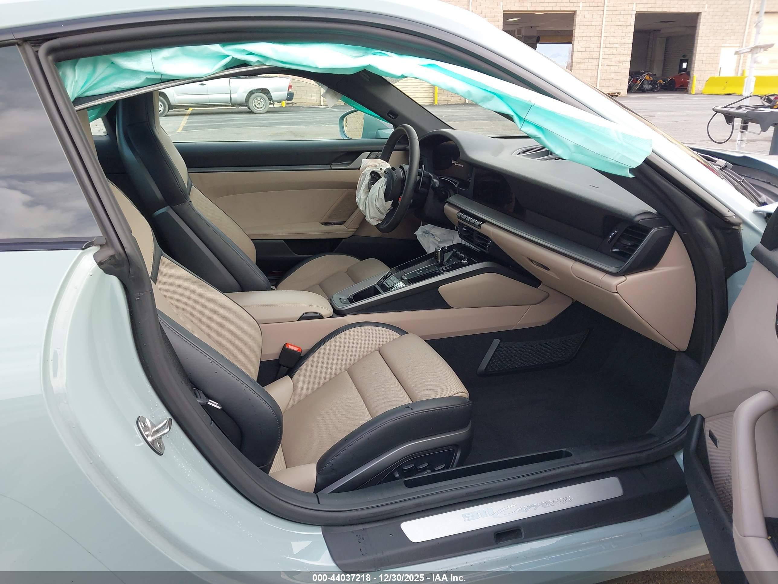 PORSCHE 911 image 5