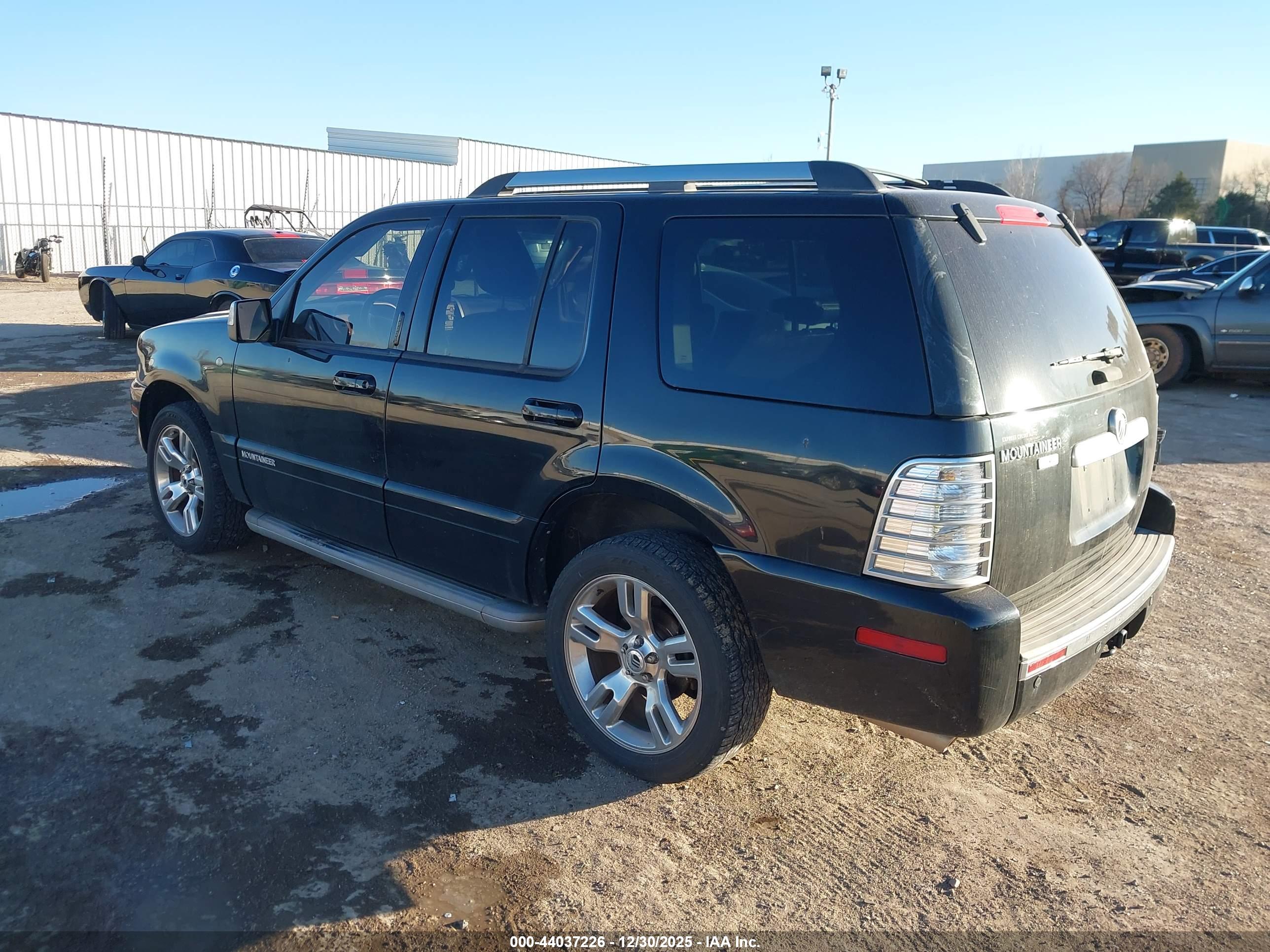 MERCURY MOUNTAINEER image 3
