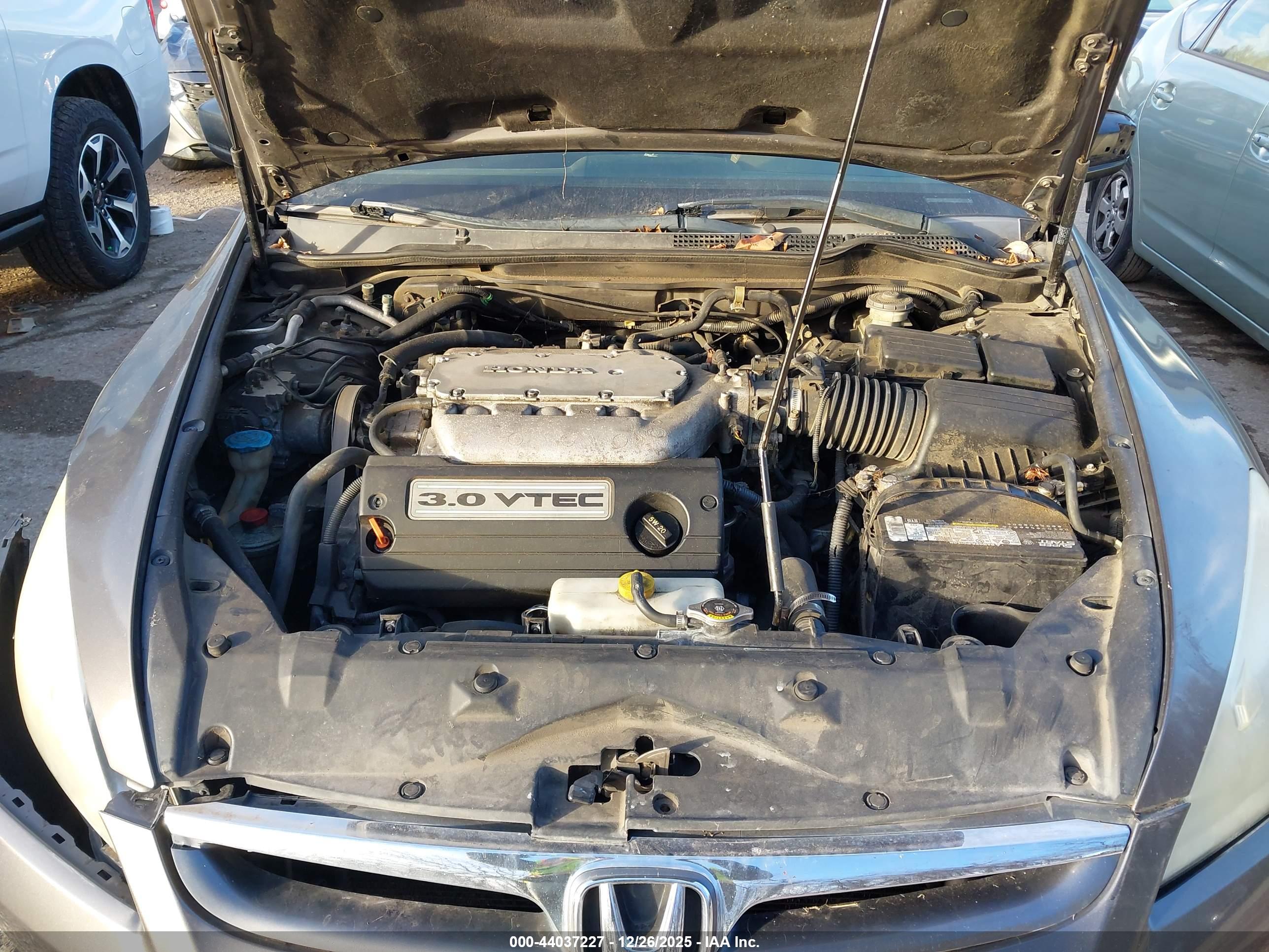 HONDA ACCORD image 10