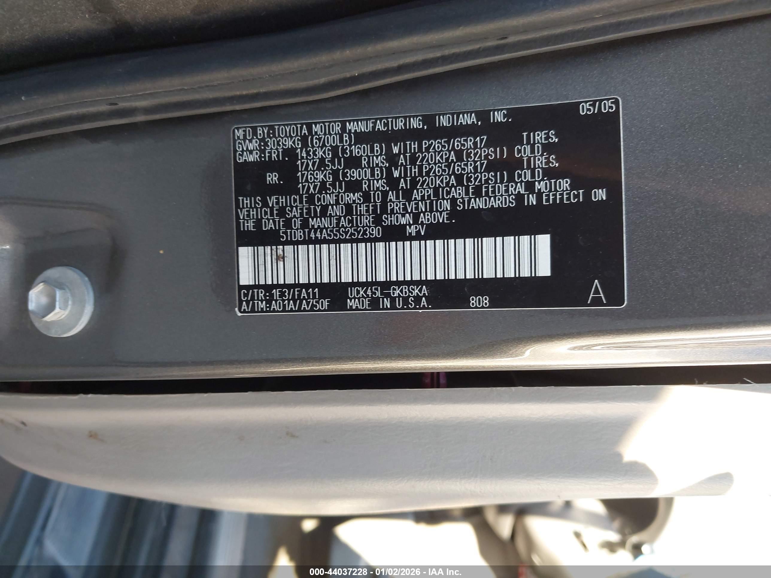 TOYOTA SEQUOIA image 9