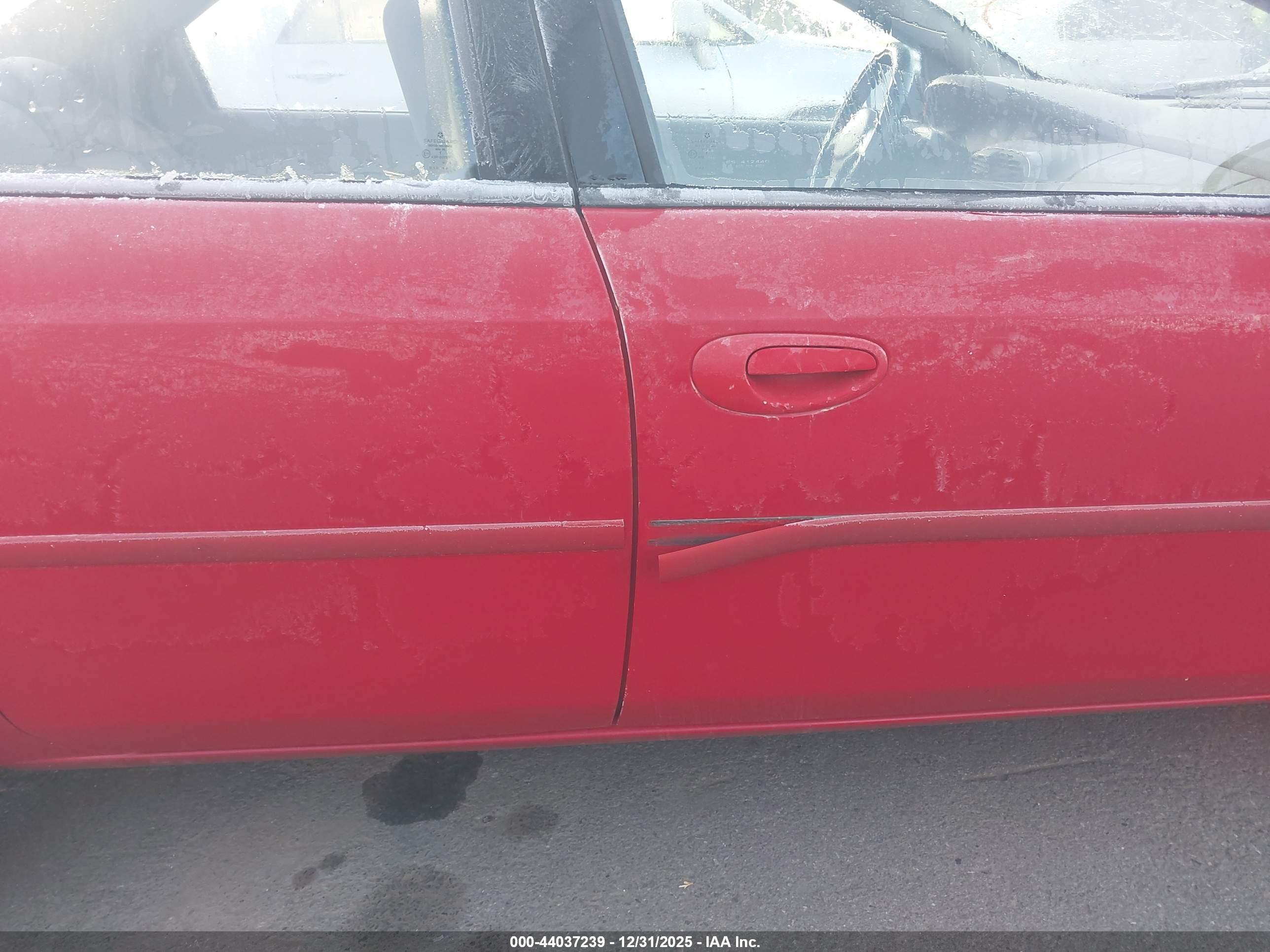 DODGE NEON image 6