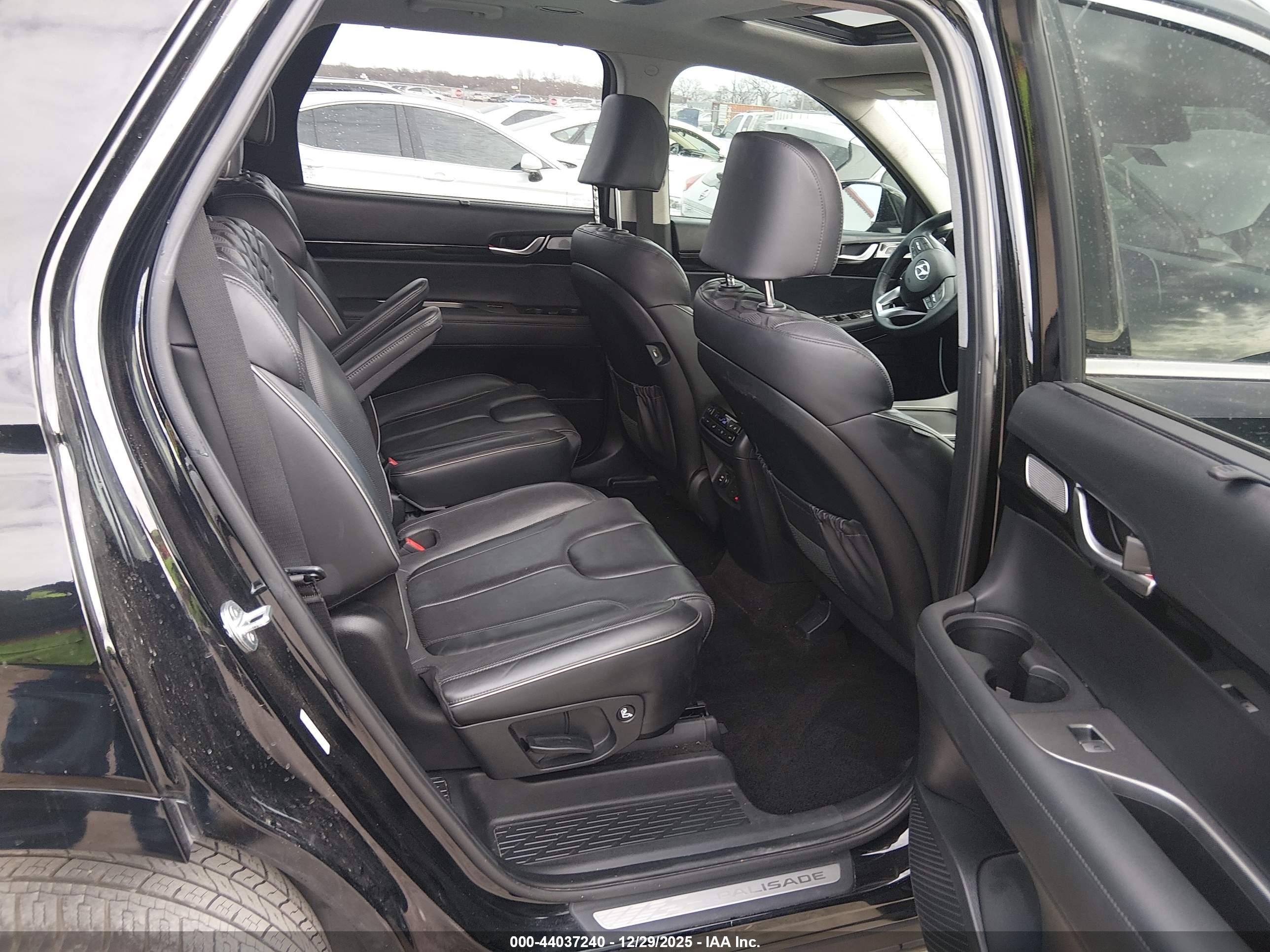 HYUNDAI PALISADE image 8