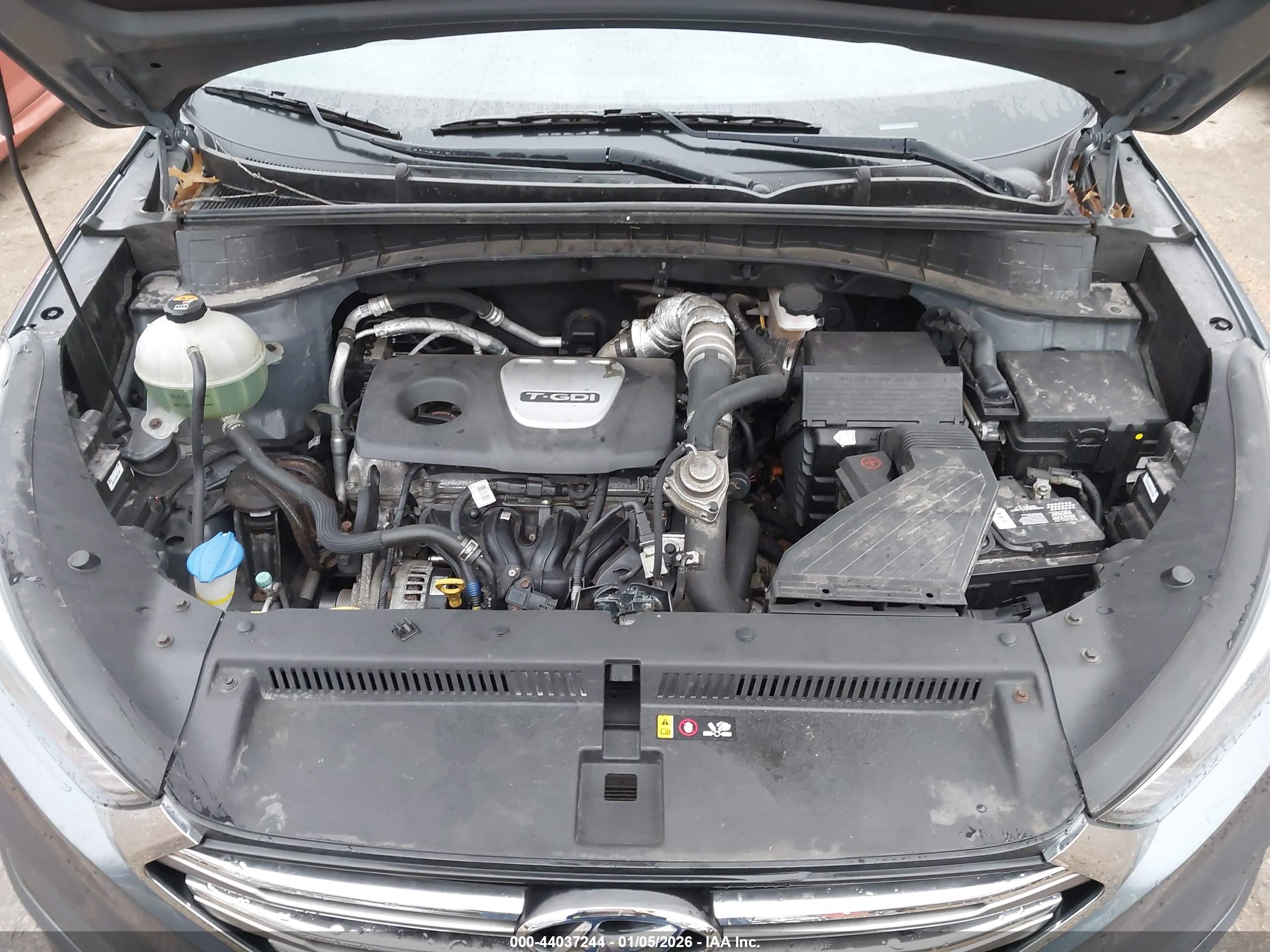 HYUNDAI TUCSON image 10