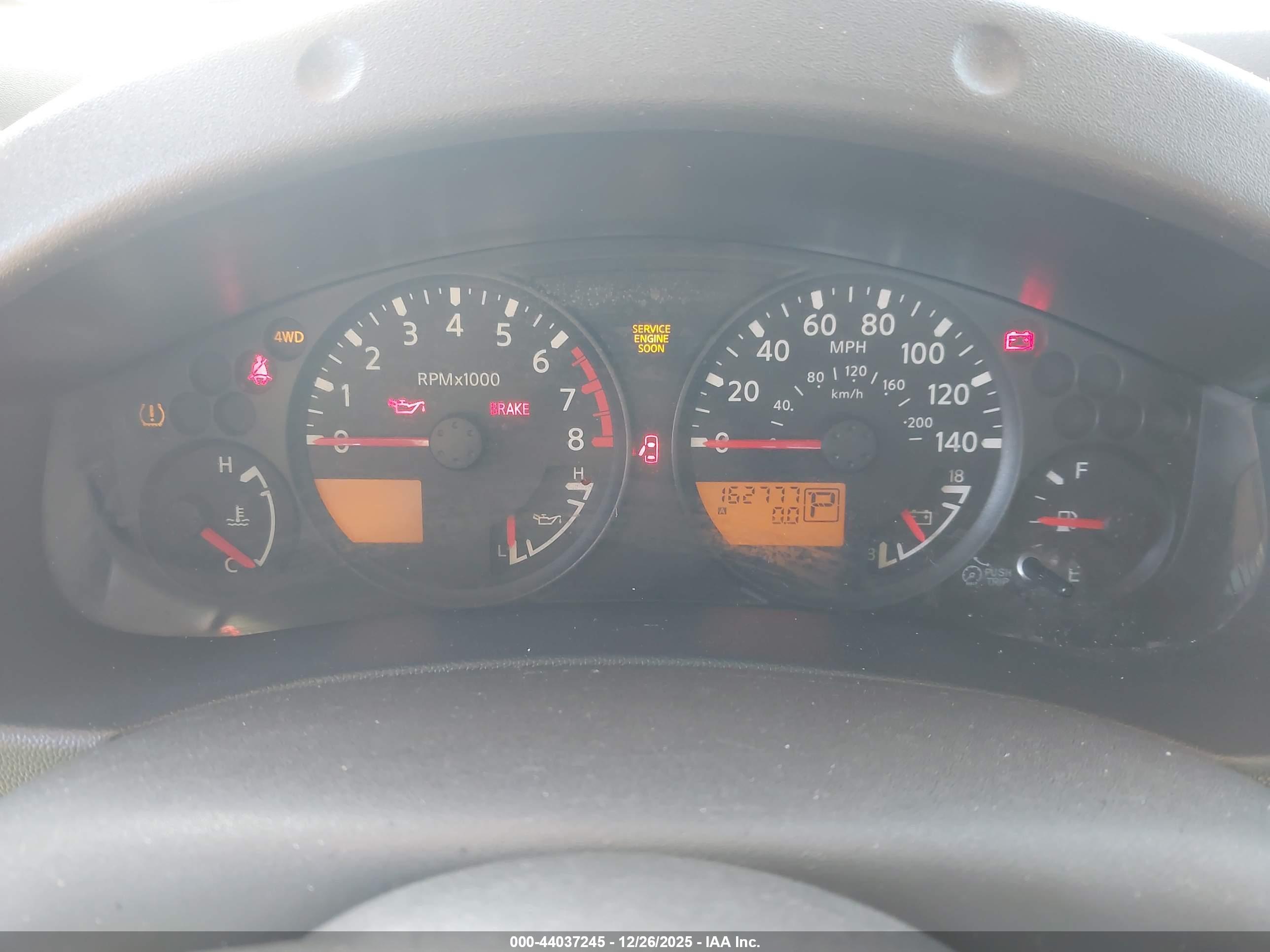 NISSAN FRONTIER image 7