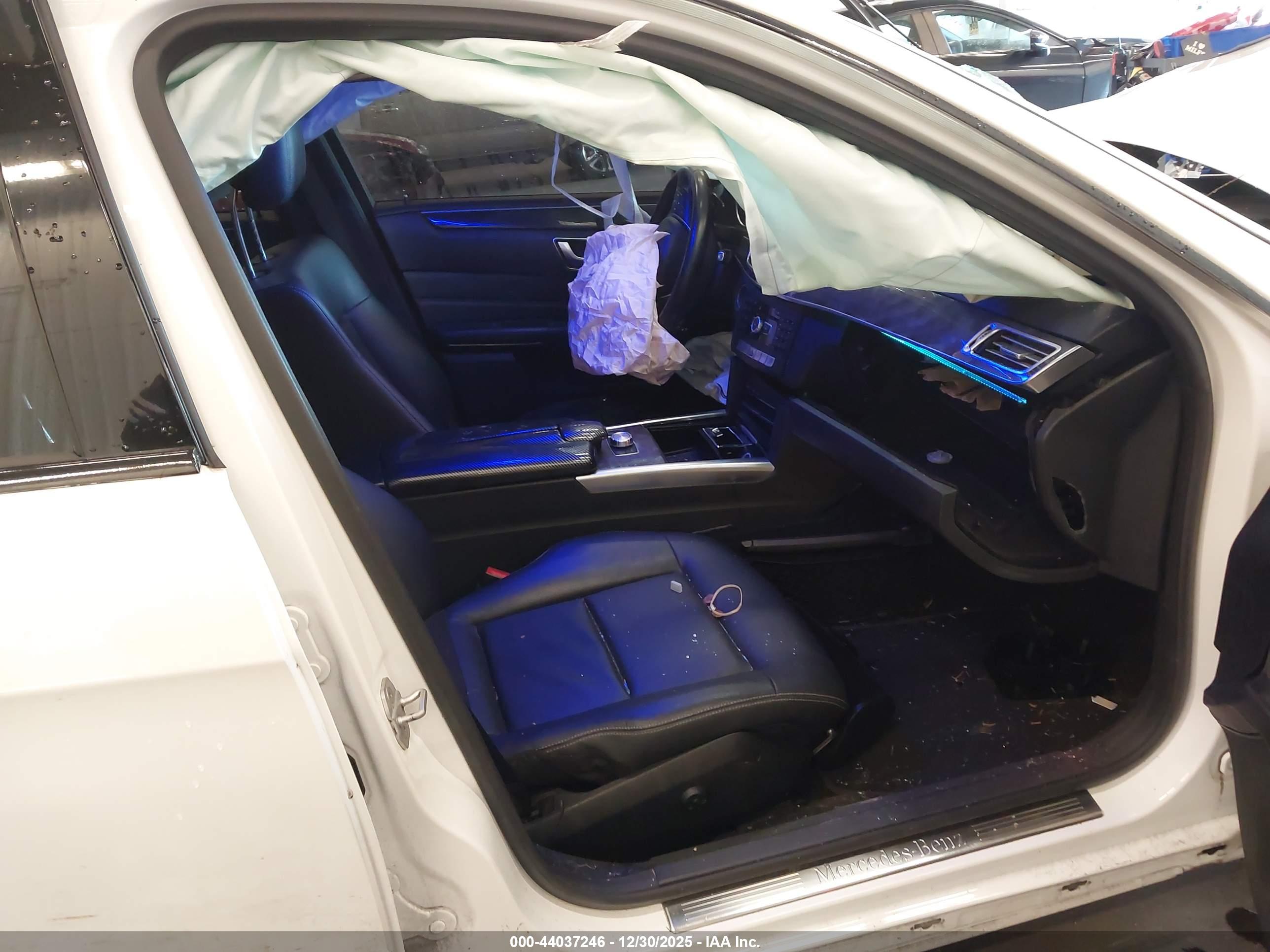 MERCEDES-BENZ E image 5