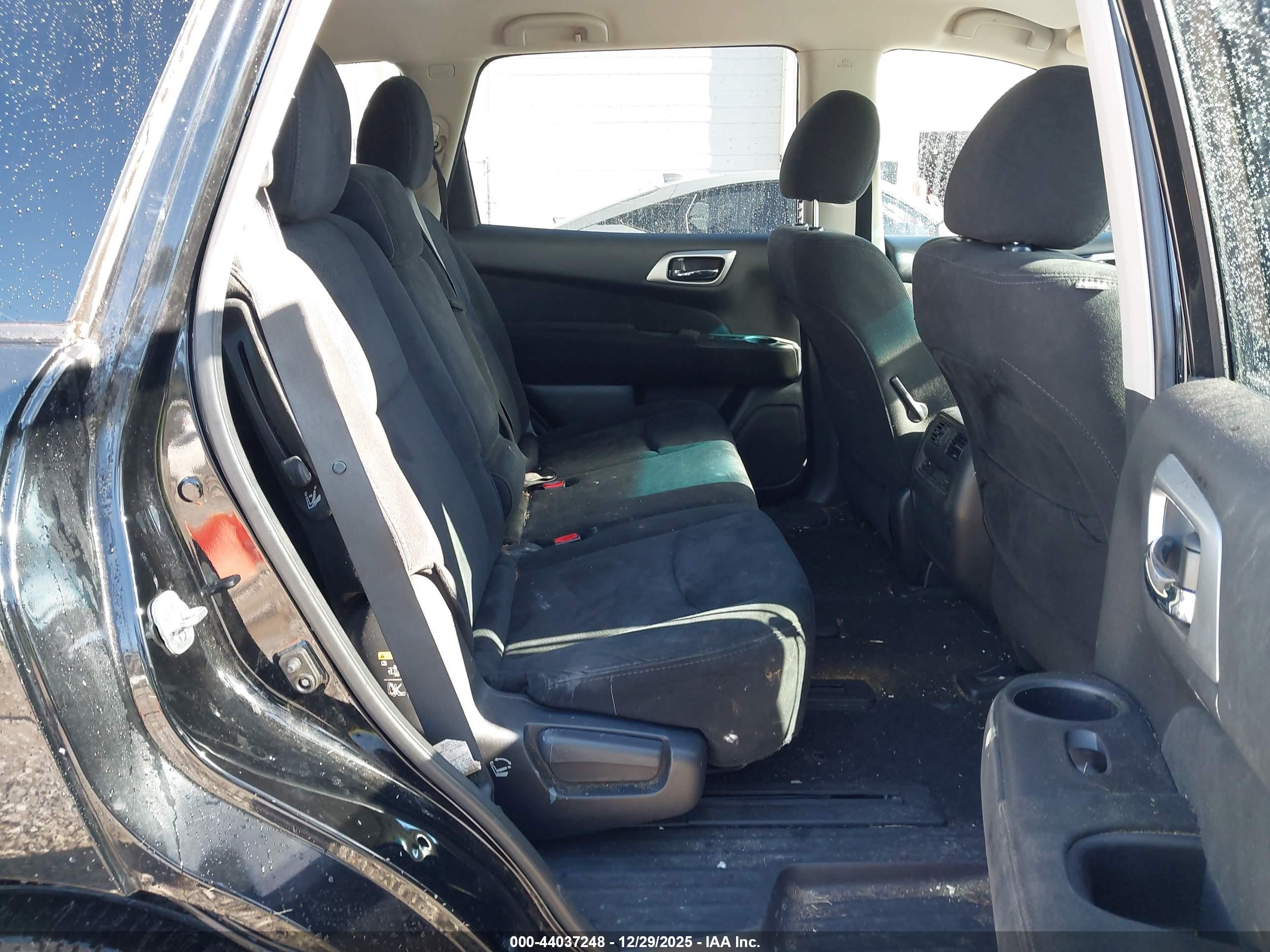 NISSAN PATHFINDER image 8