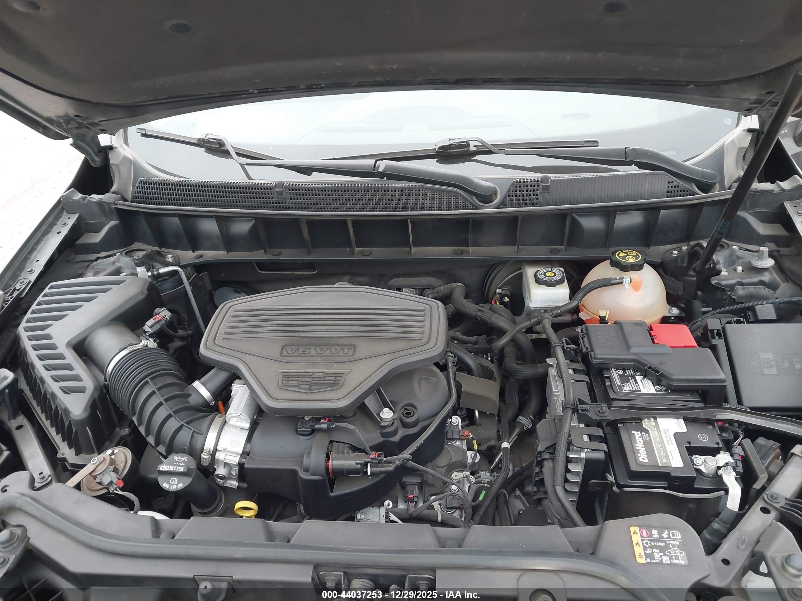 CADILLAC XT5 image 10