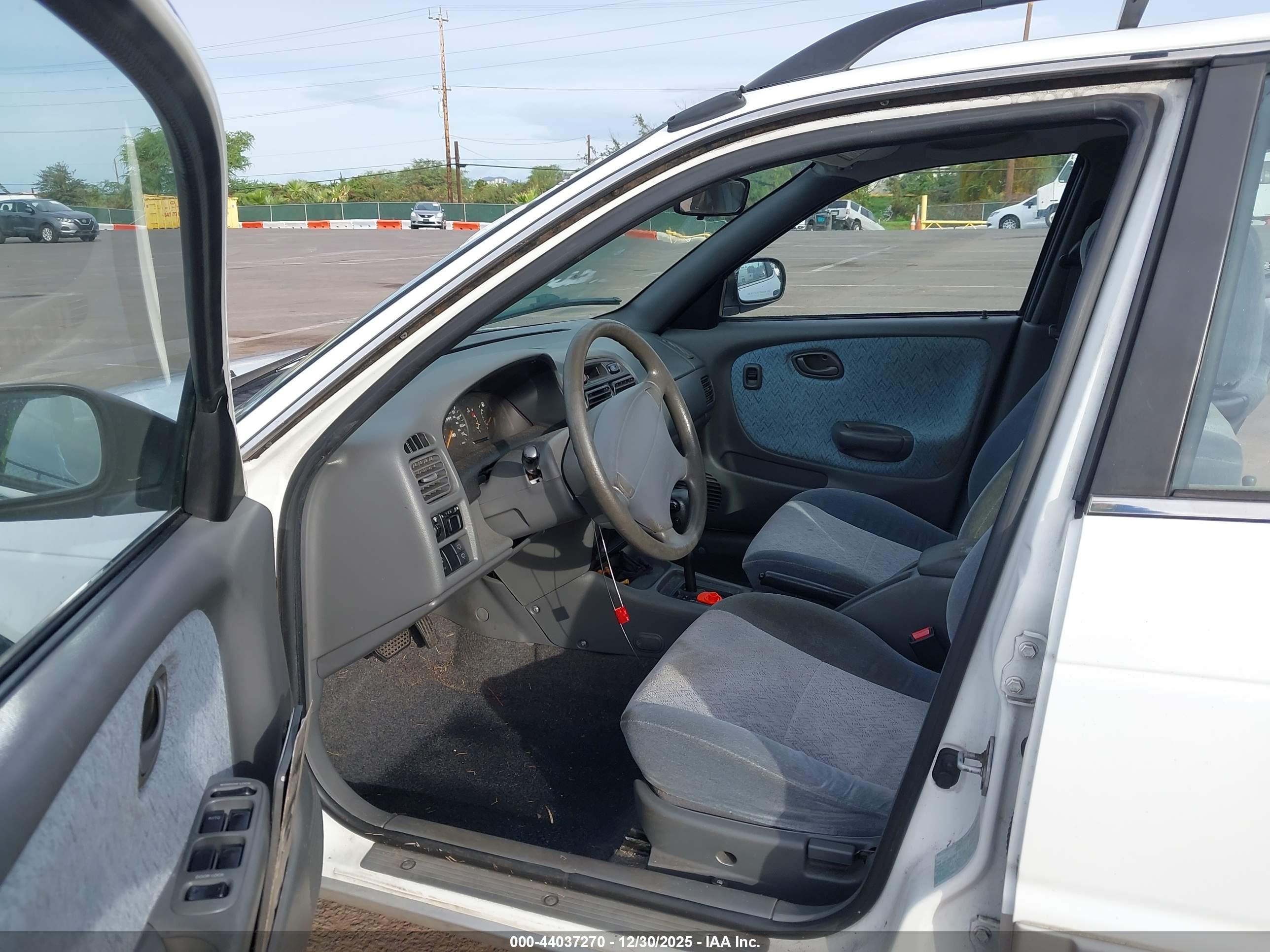 SUZUKI ESTEEM image 5
