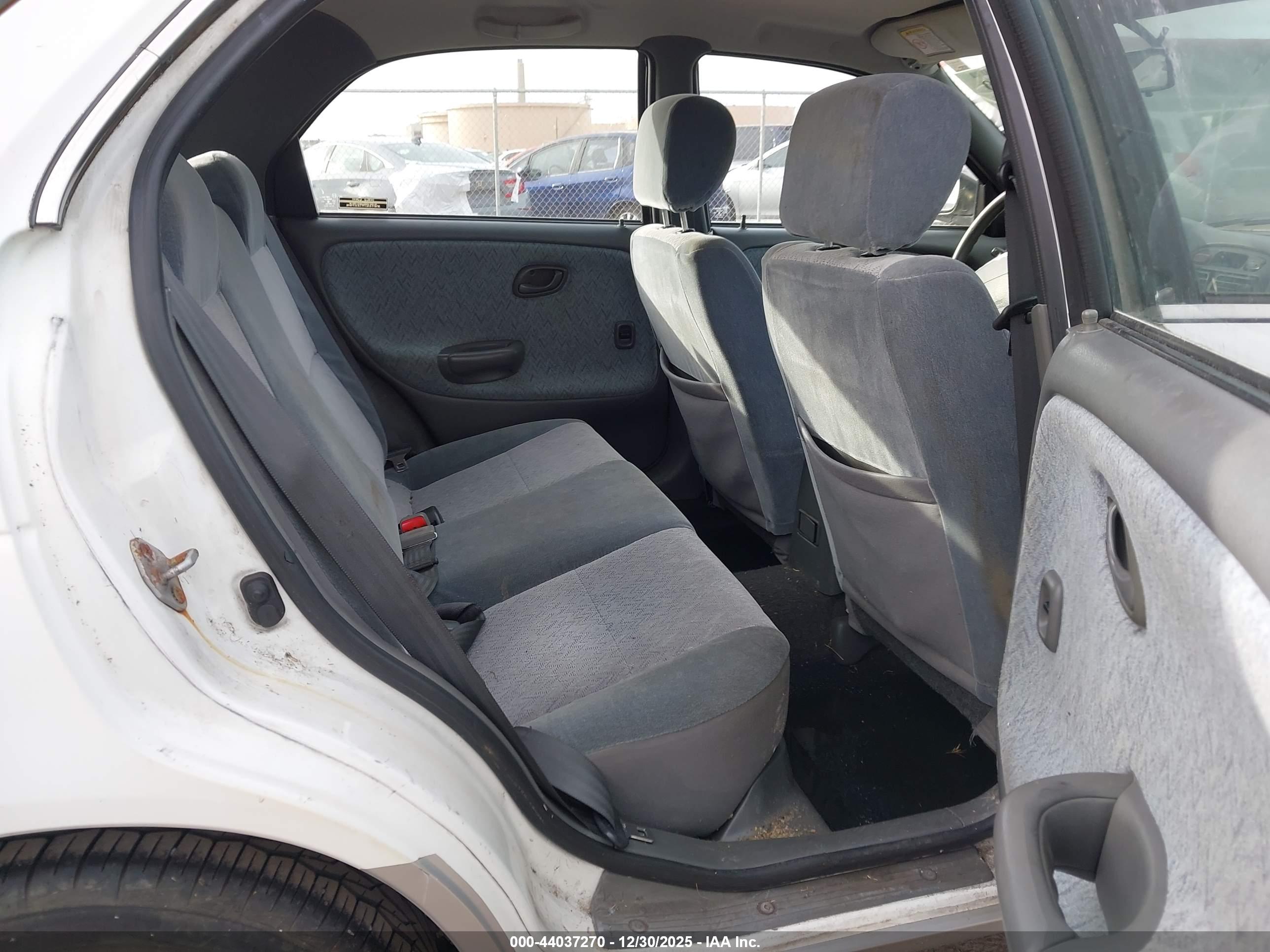 SUZUKI ESTEEM image 8