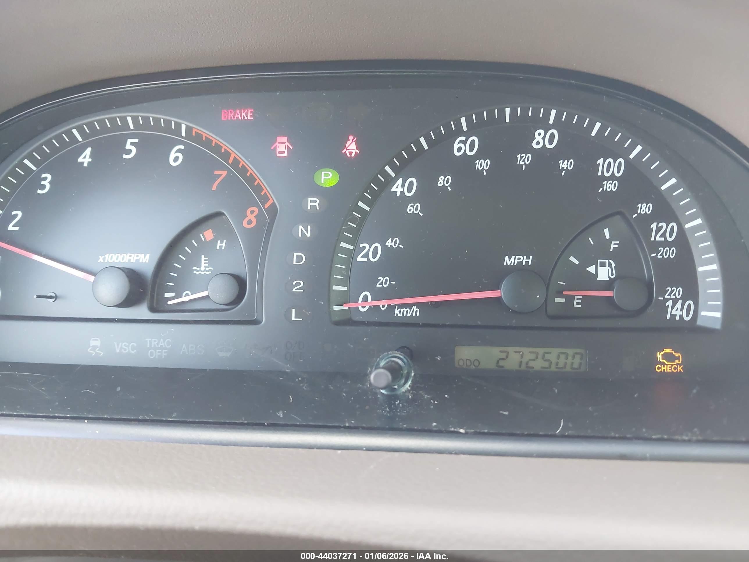 TOYOTA CAMRY image 7