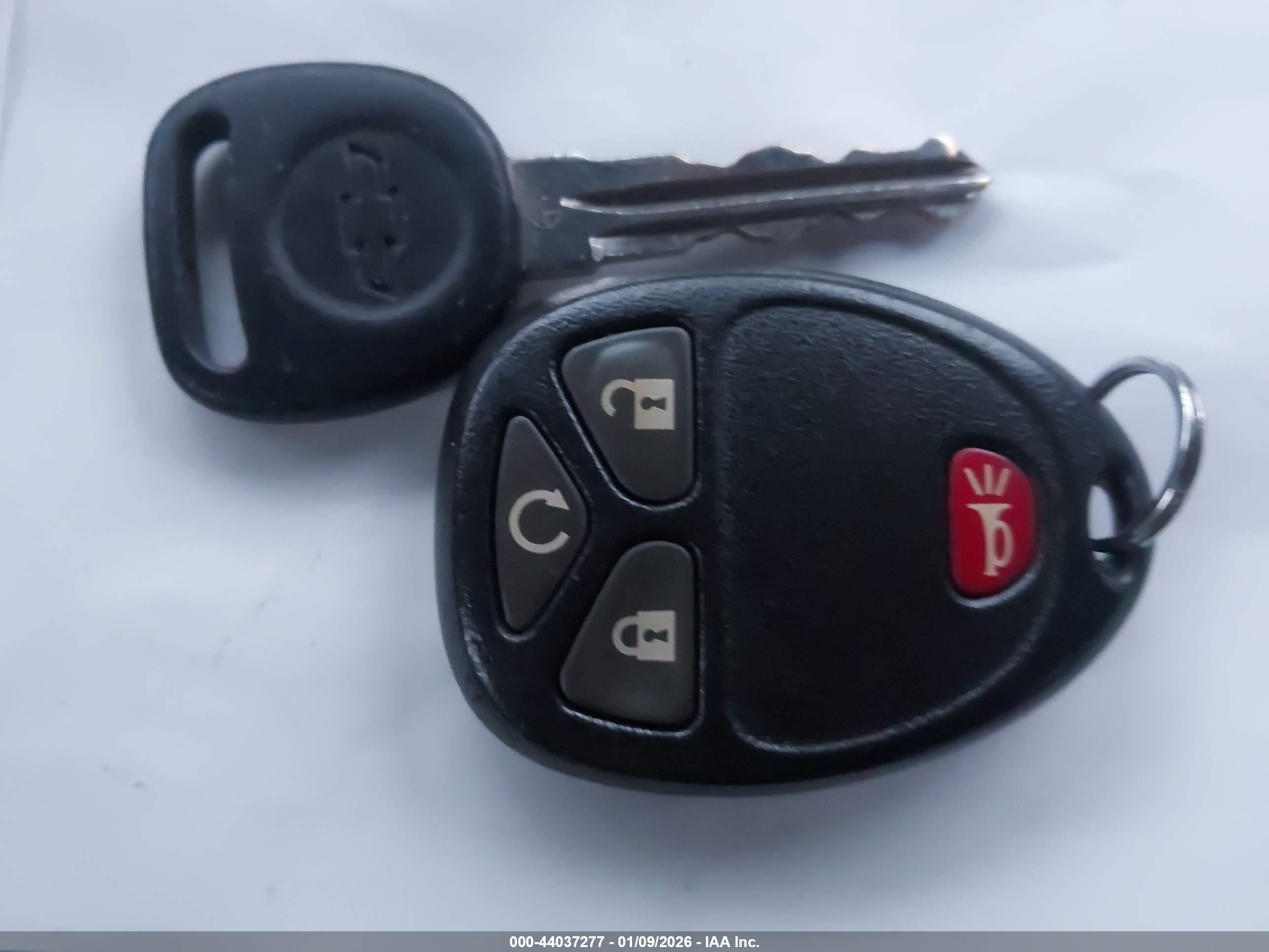 CHEVROLET TRAVERSE image 11