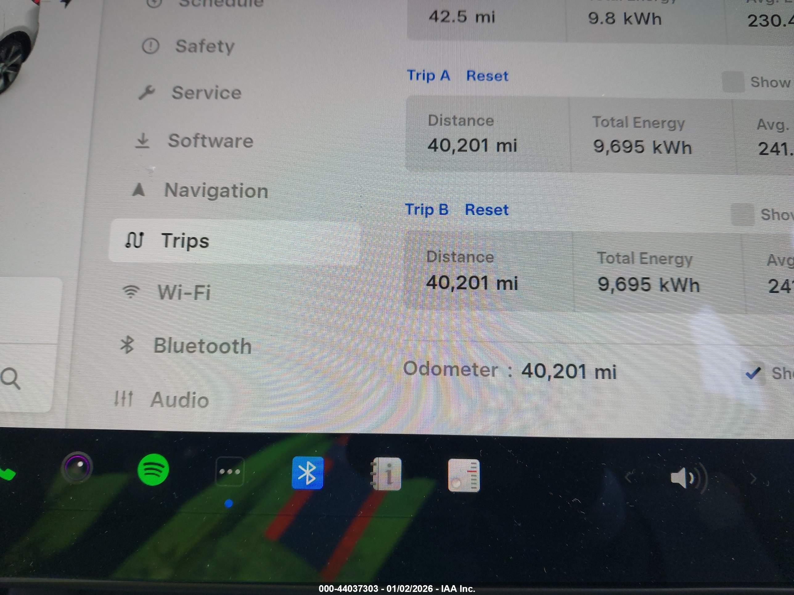 TESLA MODEL image 7