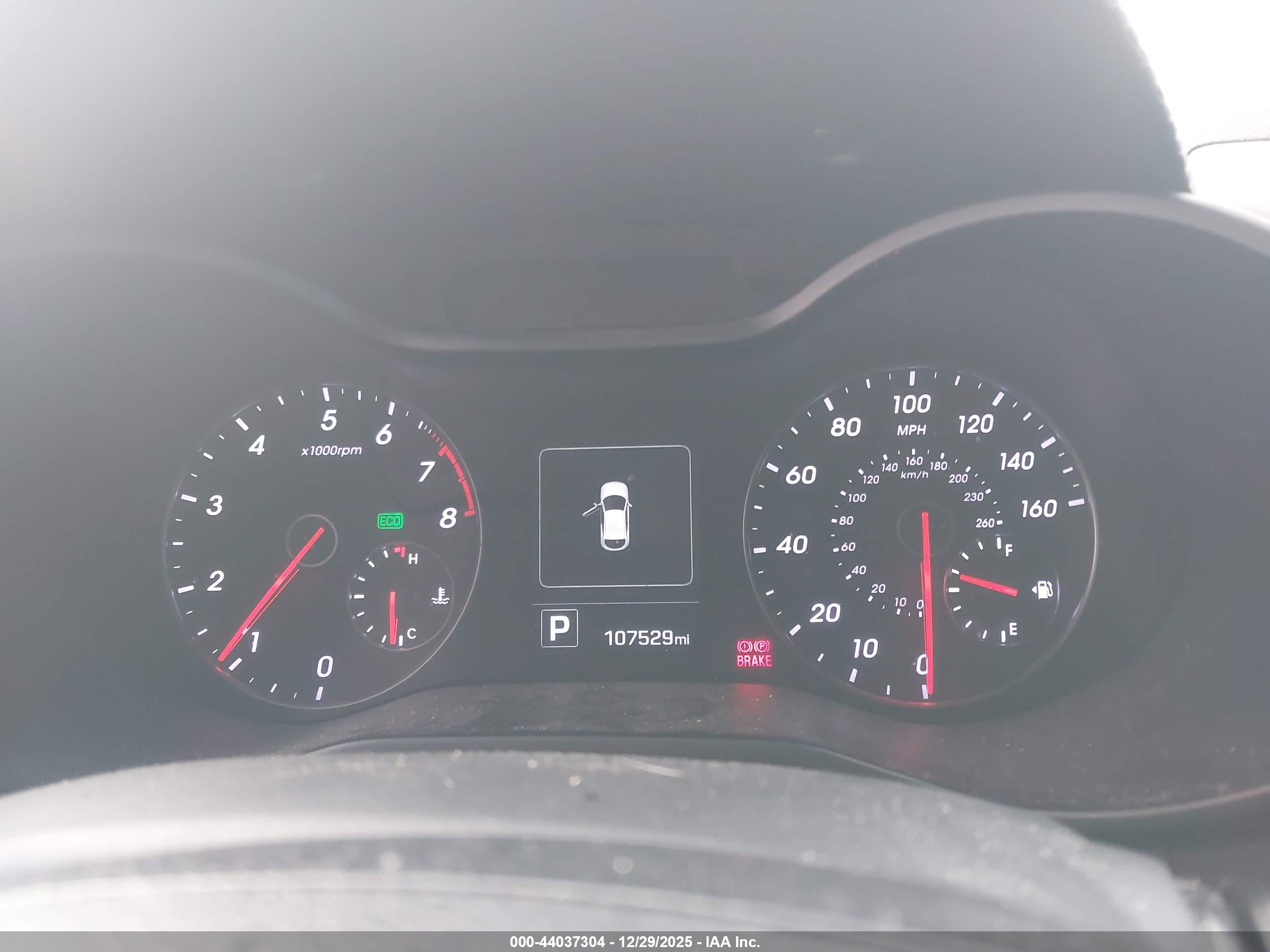 HYUNDAI VELOSTER image 7