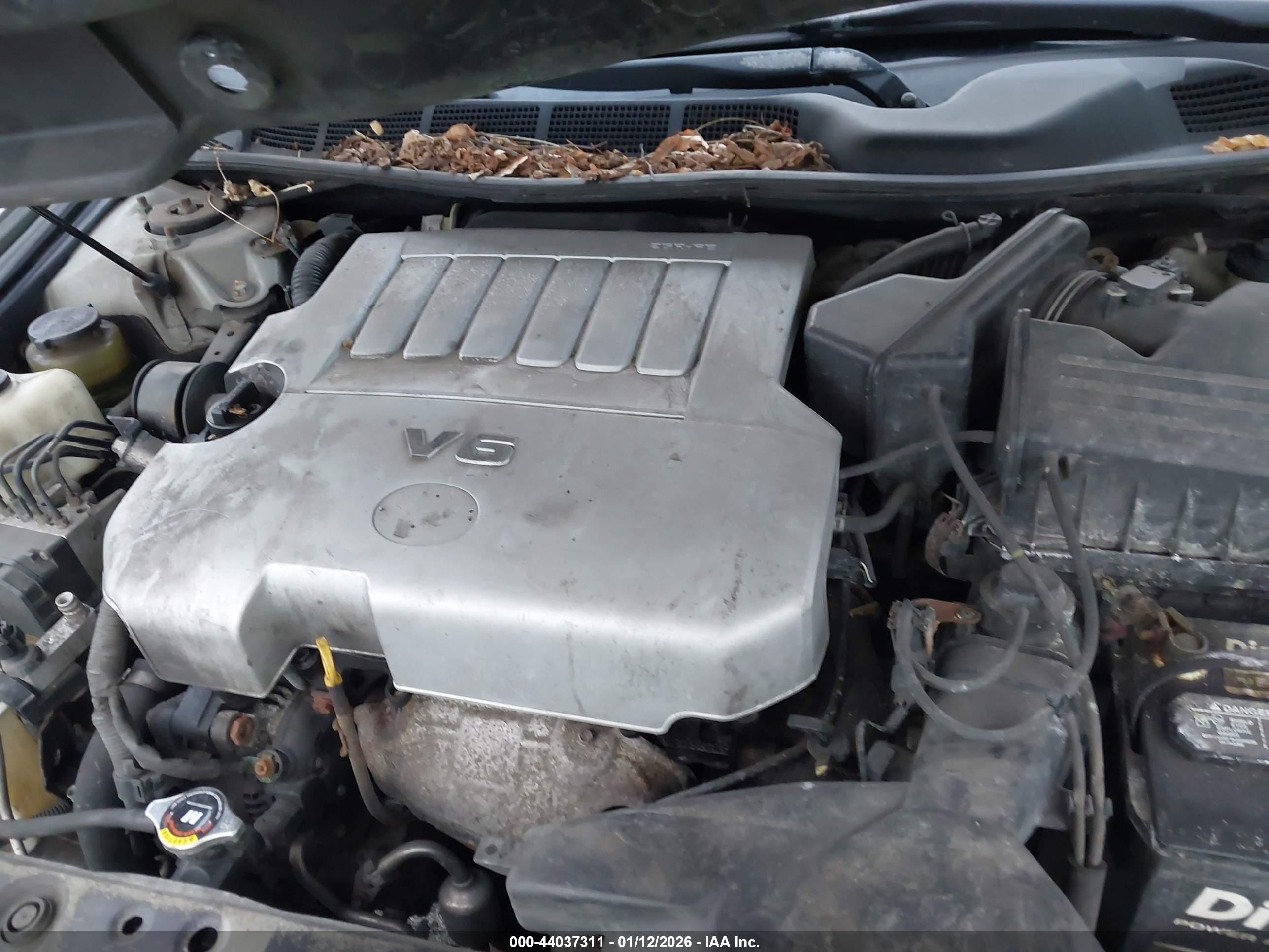 TOYOTA AVALON image 10