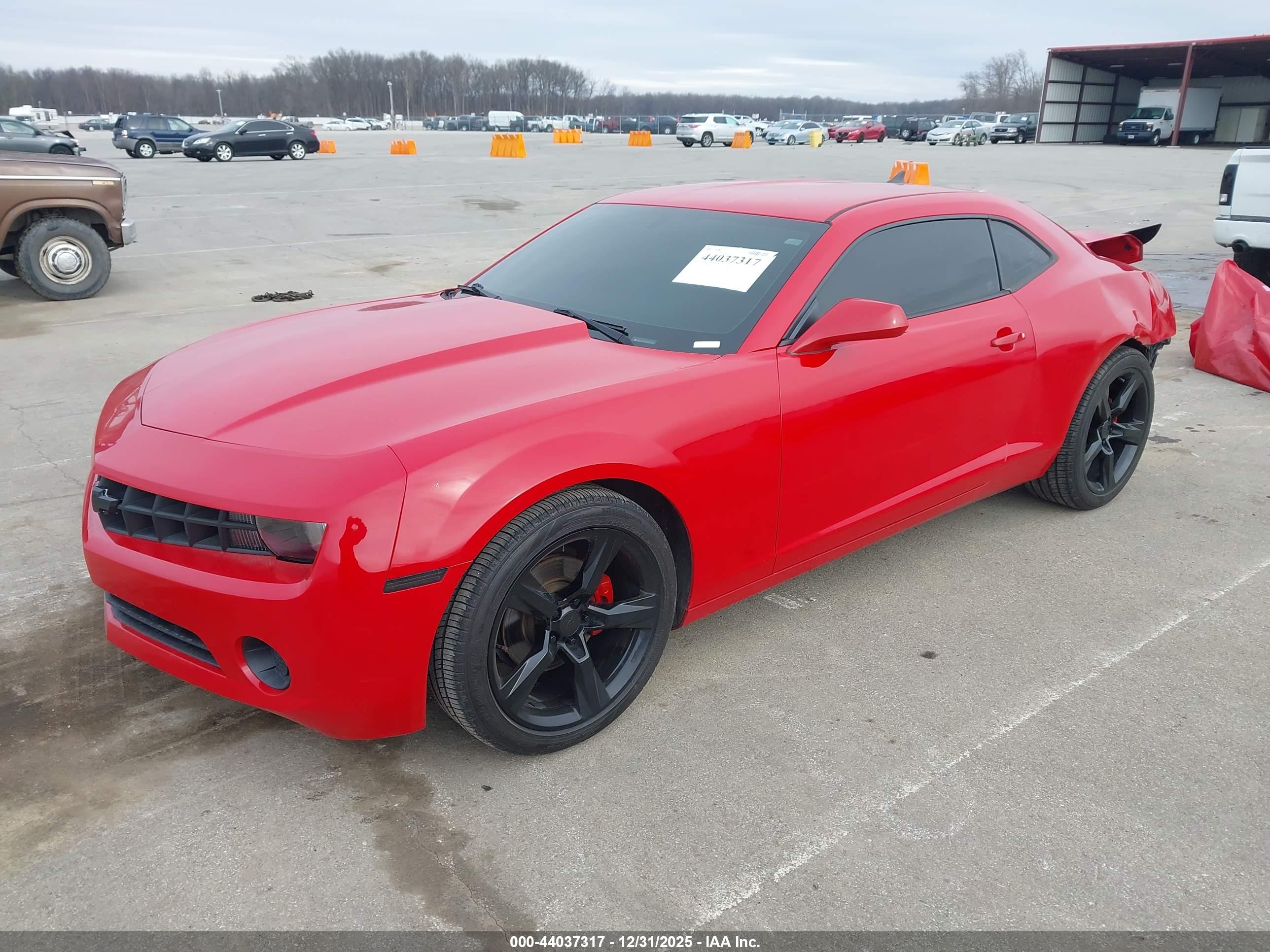 CHEVROLET CAMARO image 2