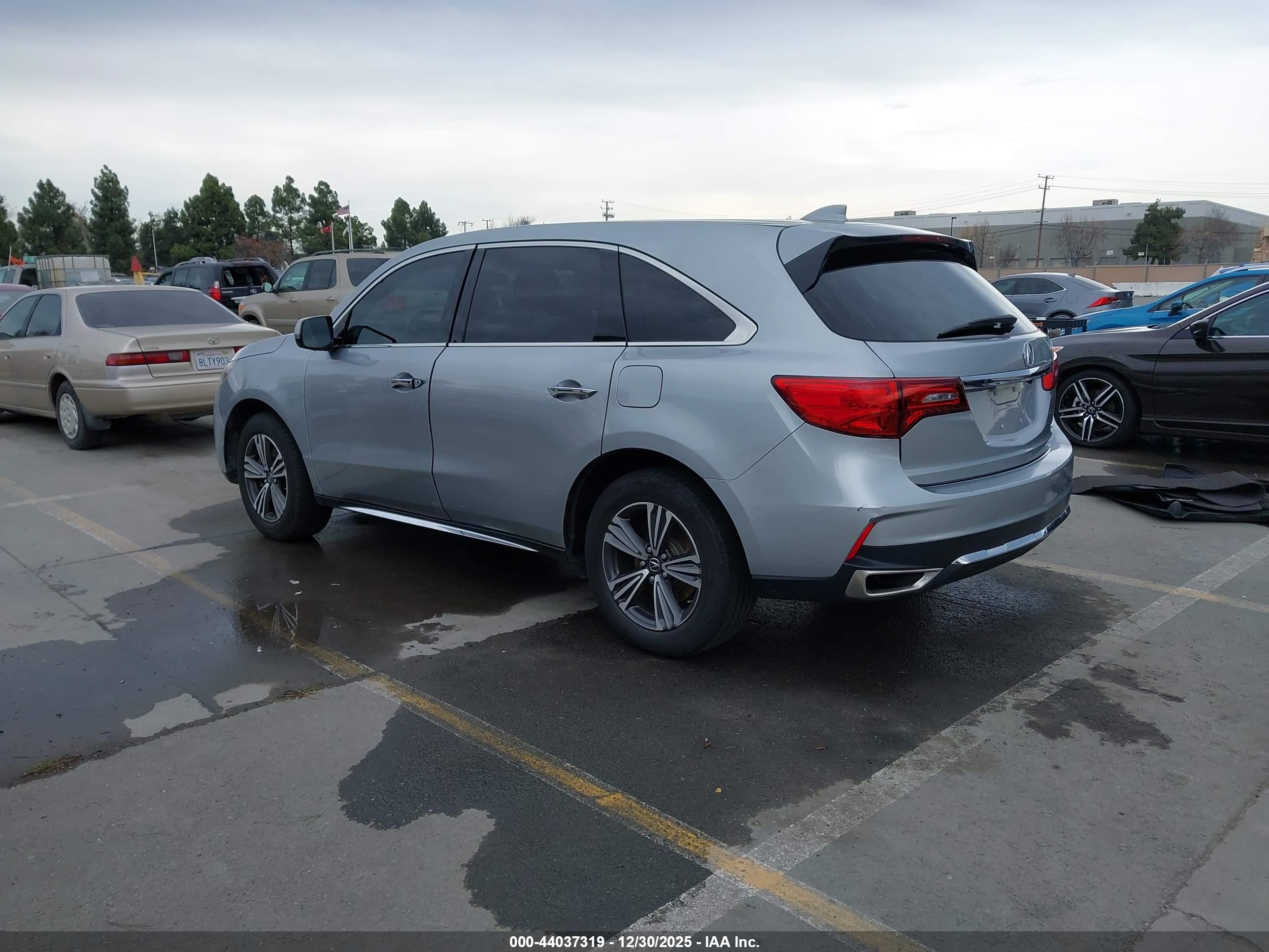 ACURA MDX image 3