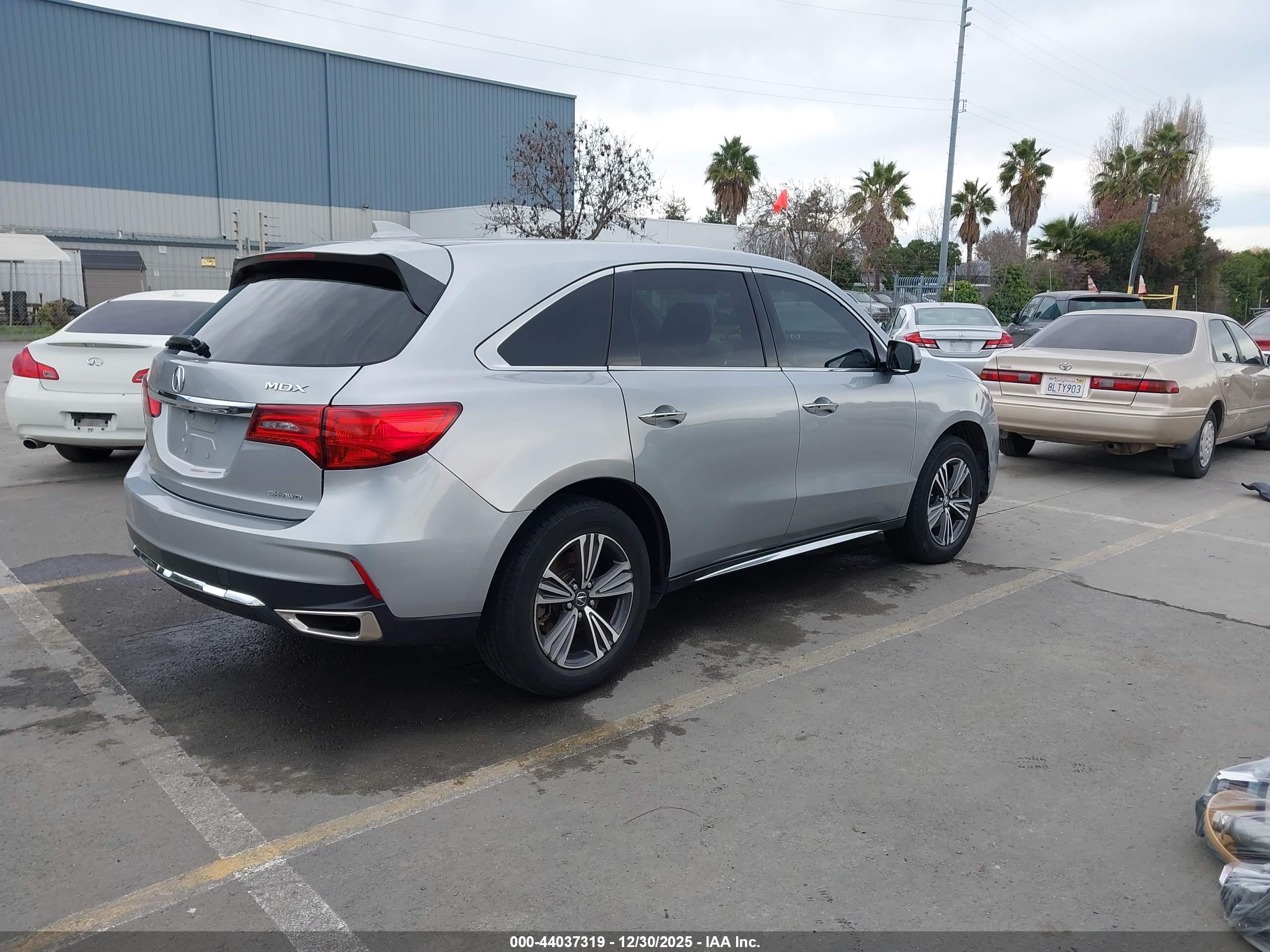 ACURA MDX image 4