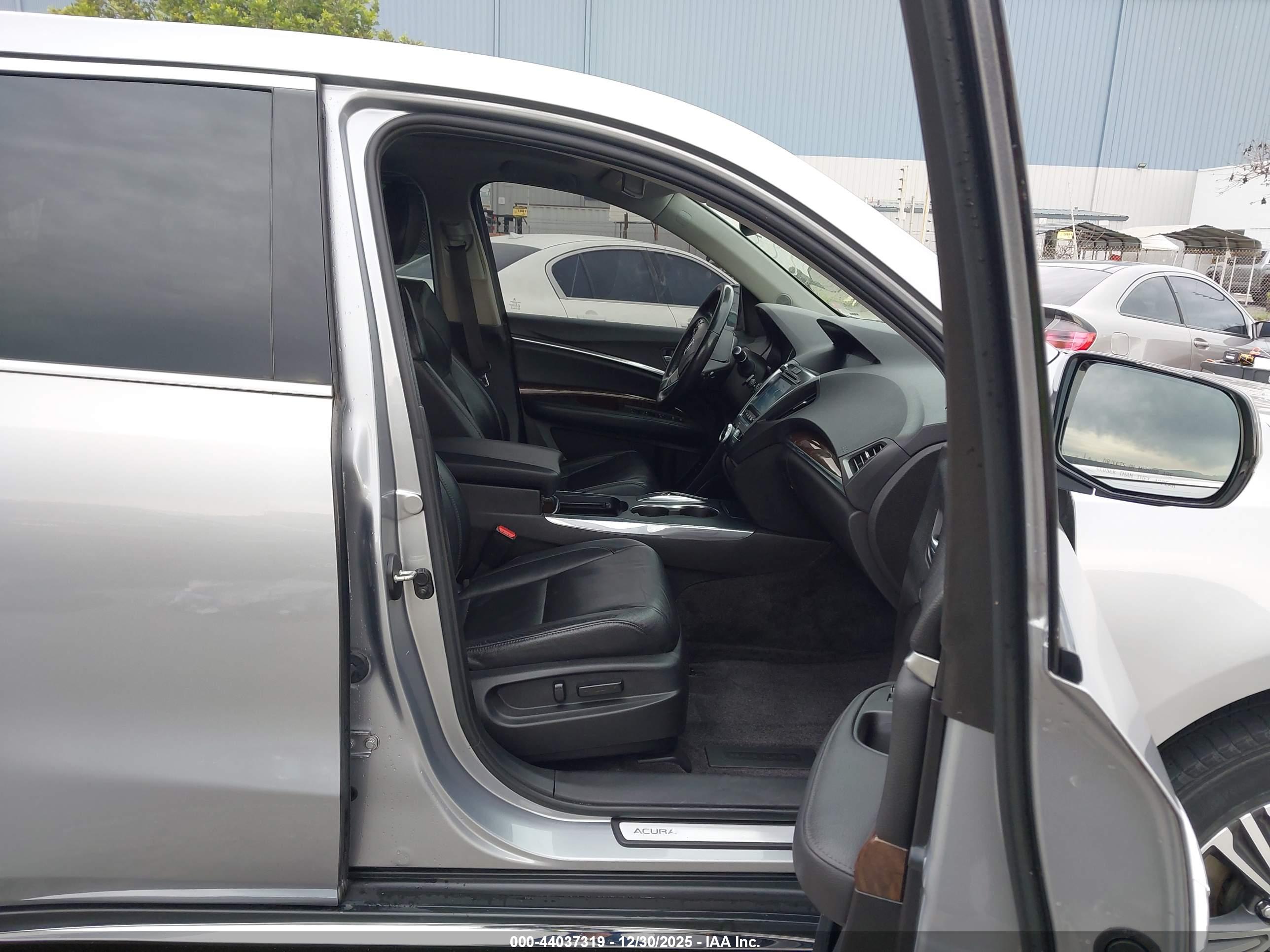 ACURA MDX image 5