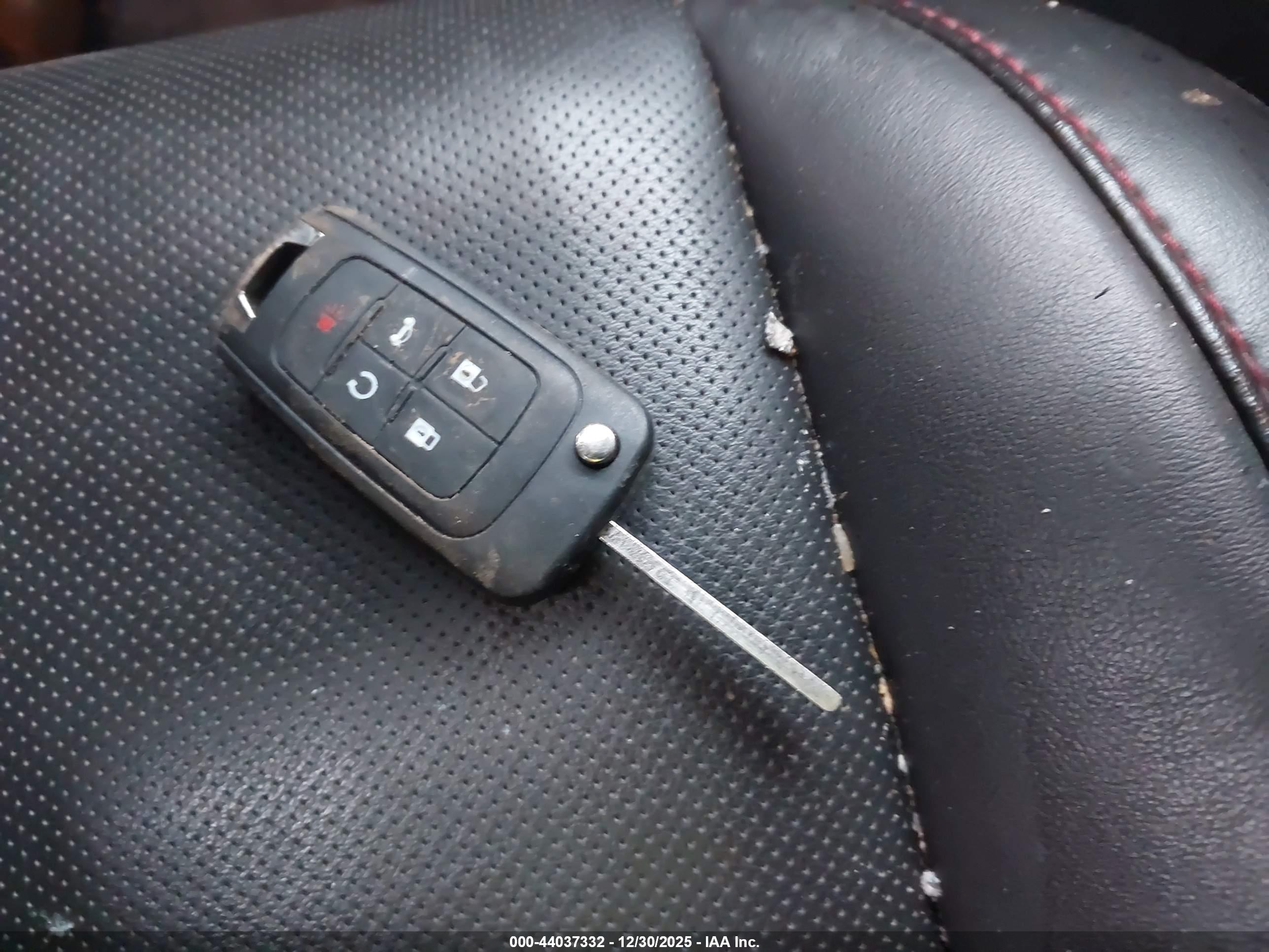 CHEVROLET EQUINOX image 11