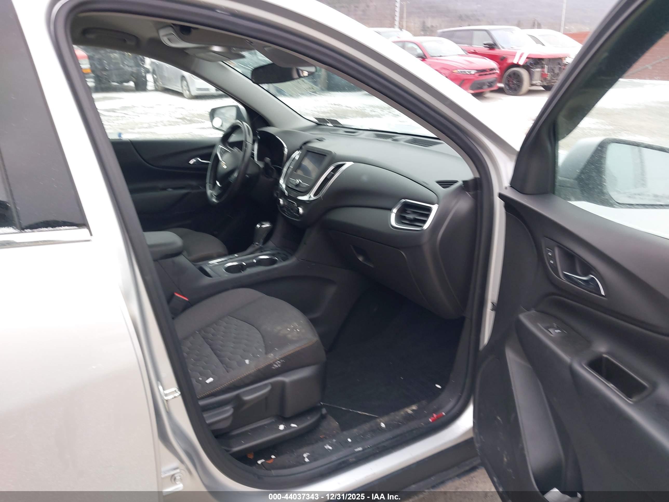 CHEVROLET EQUINOX image 5