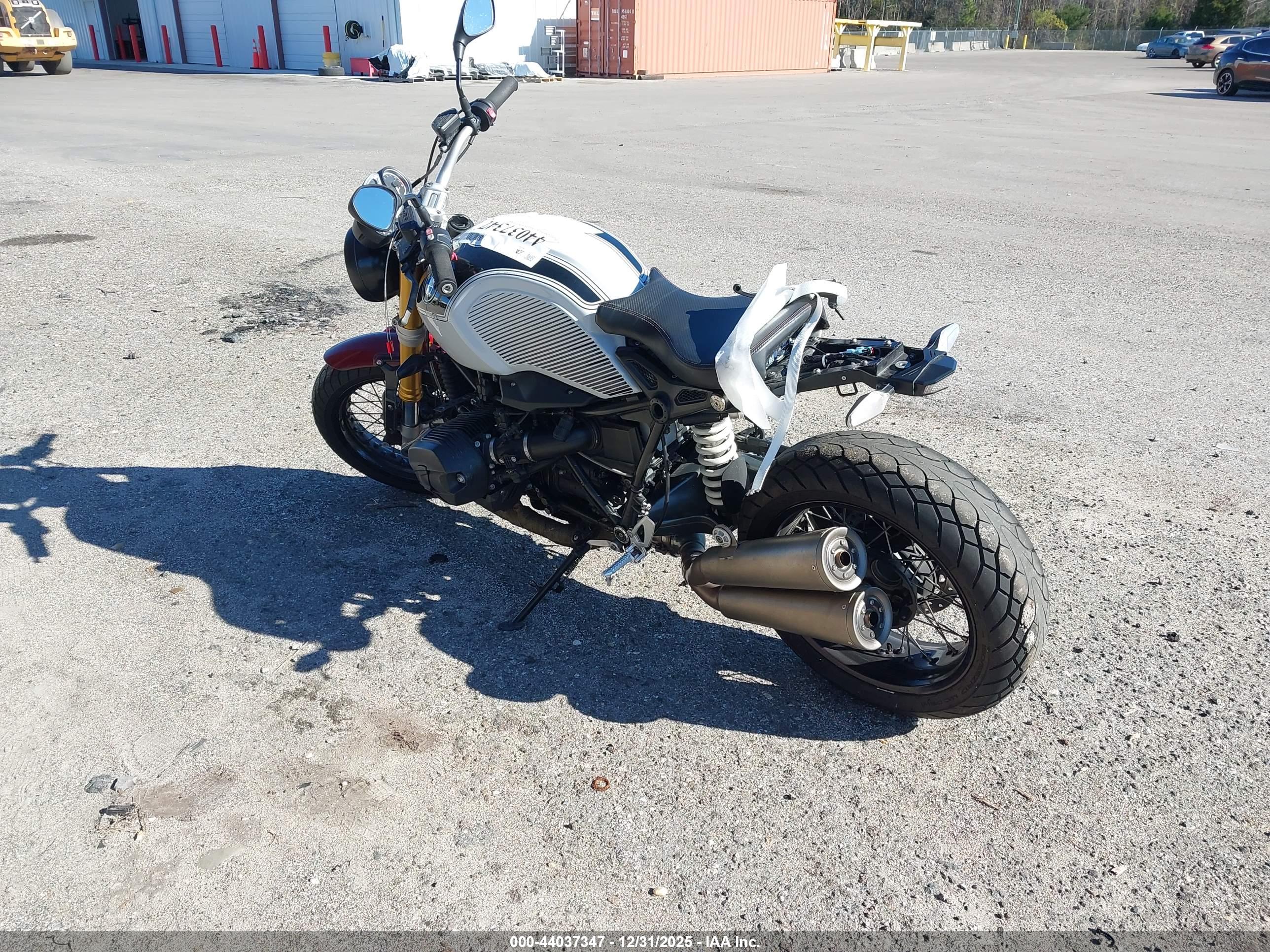 BMW R image 3