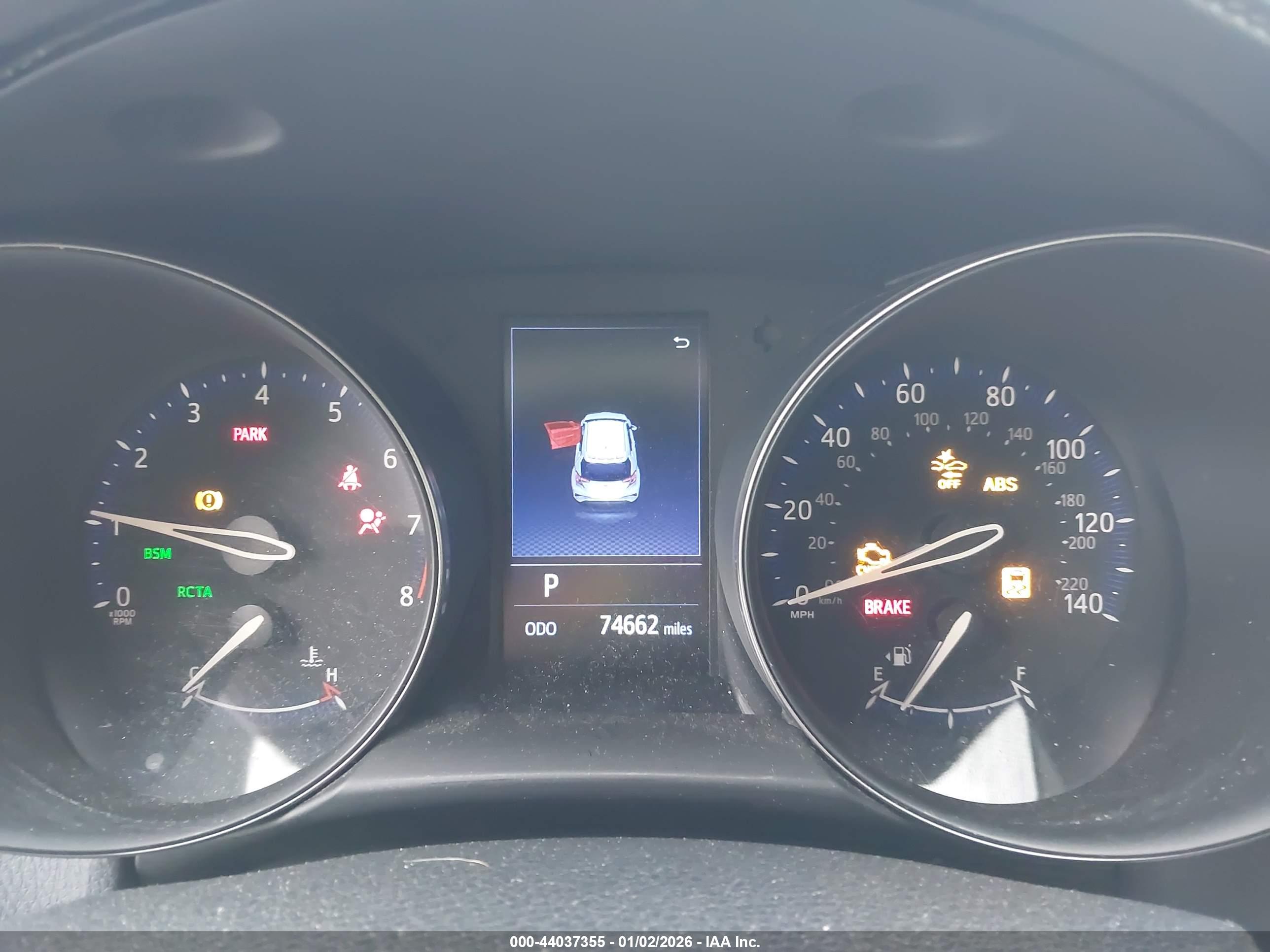 TOYOTA C-HR image 7