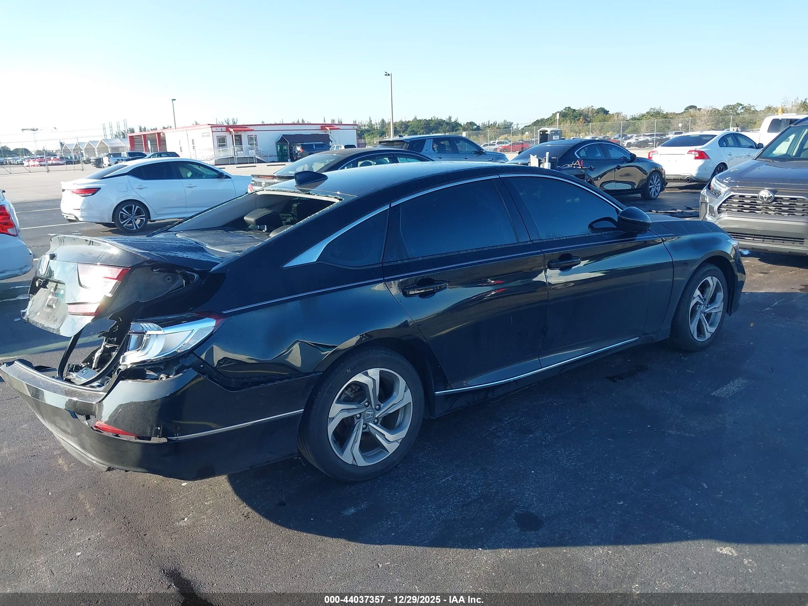HONDA ACCORD image 4
