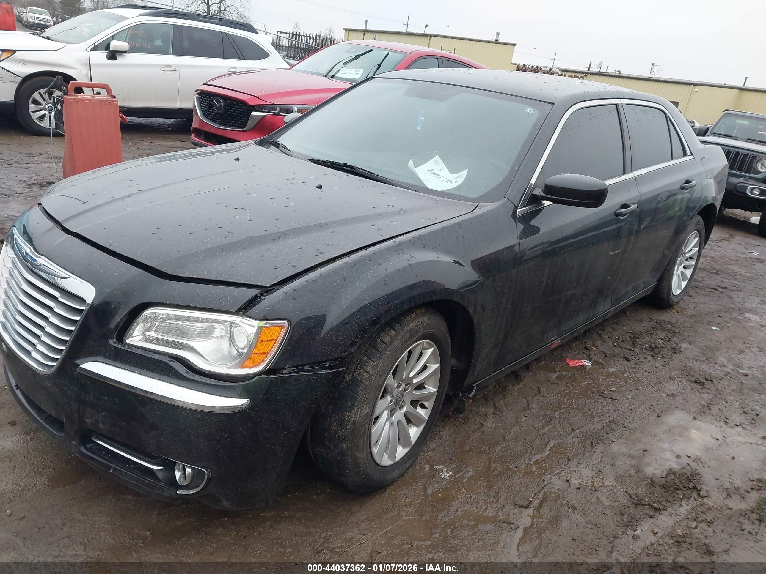 CHRYSLER 300 image 2