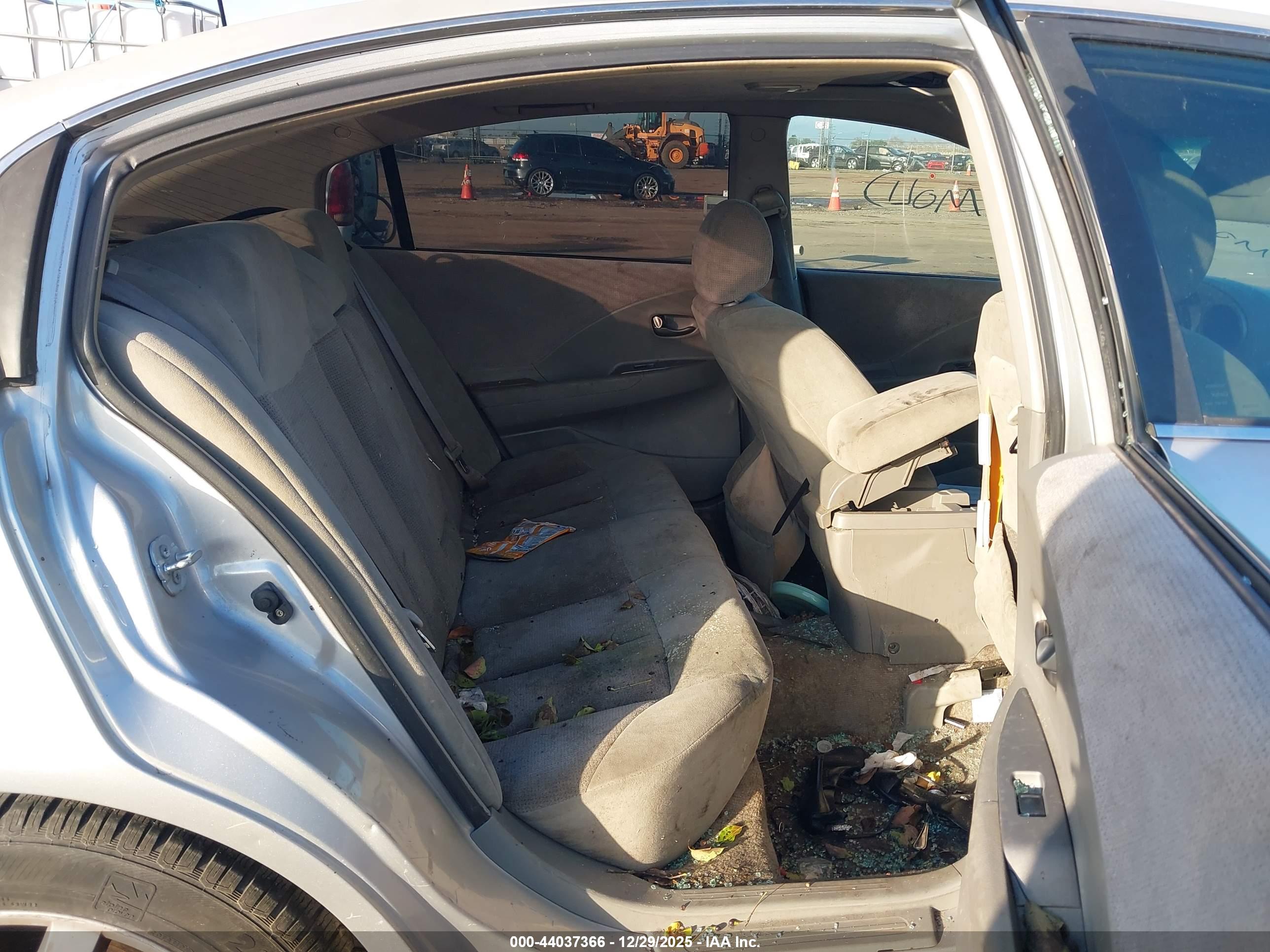 NISSAN ALTIMA image 8
