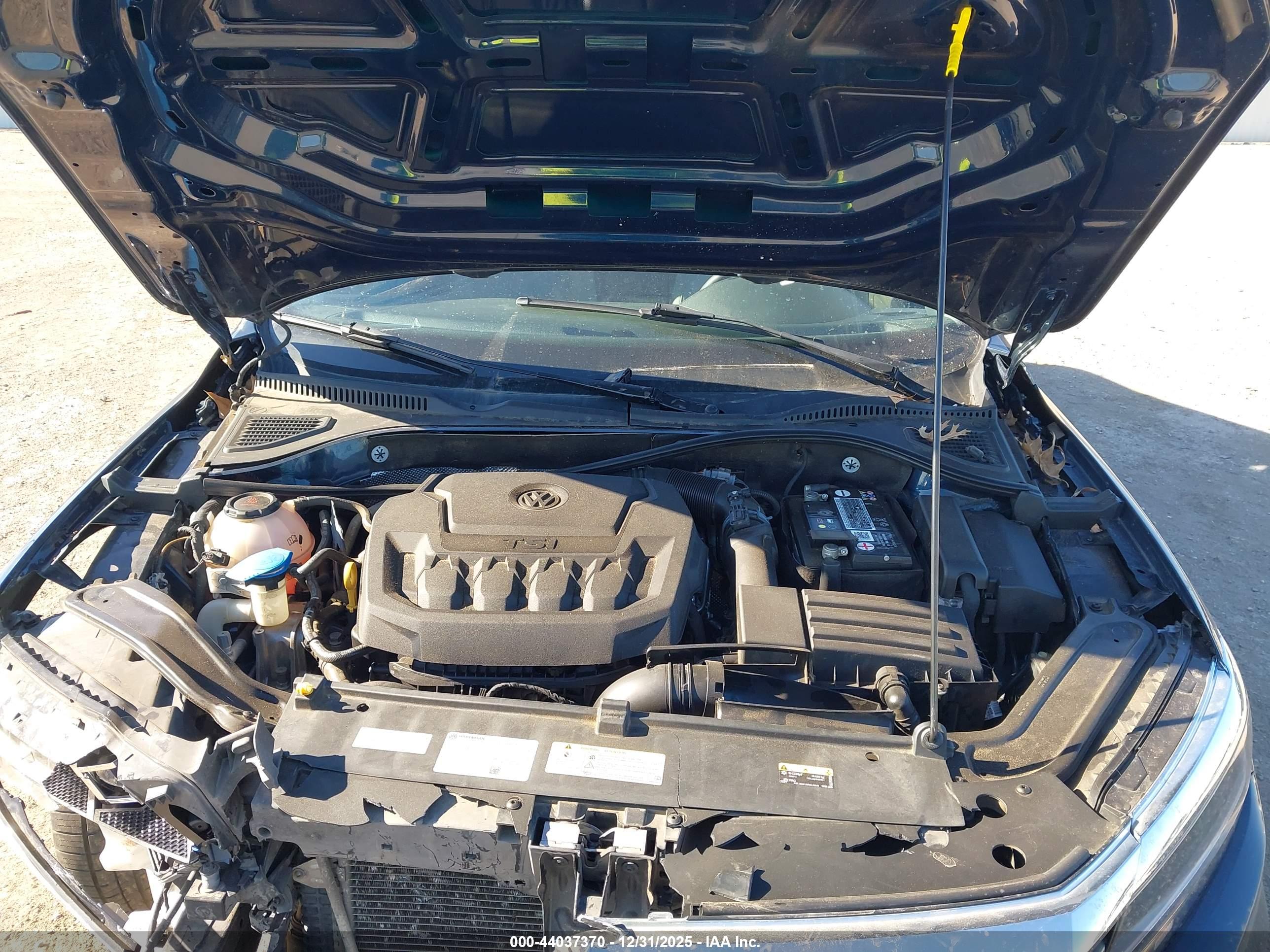 VOLKSWAGEN PASSAT image 10