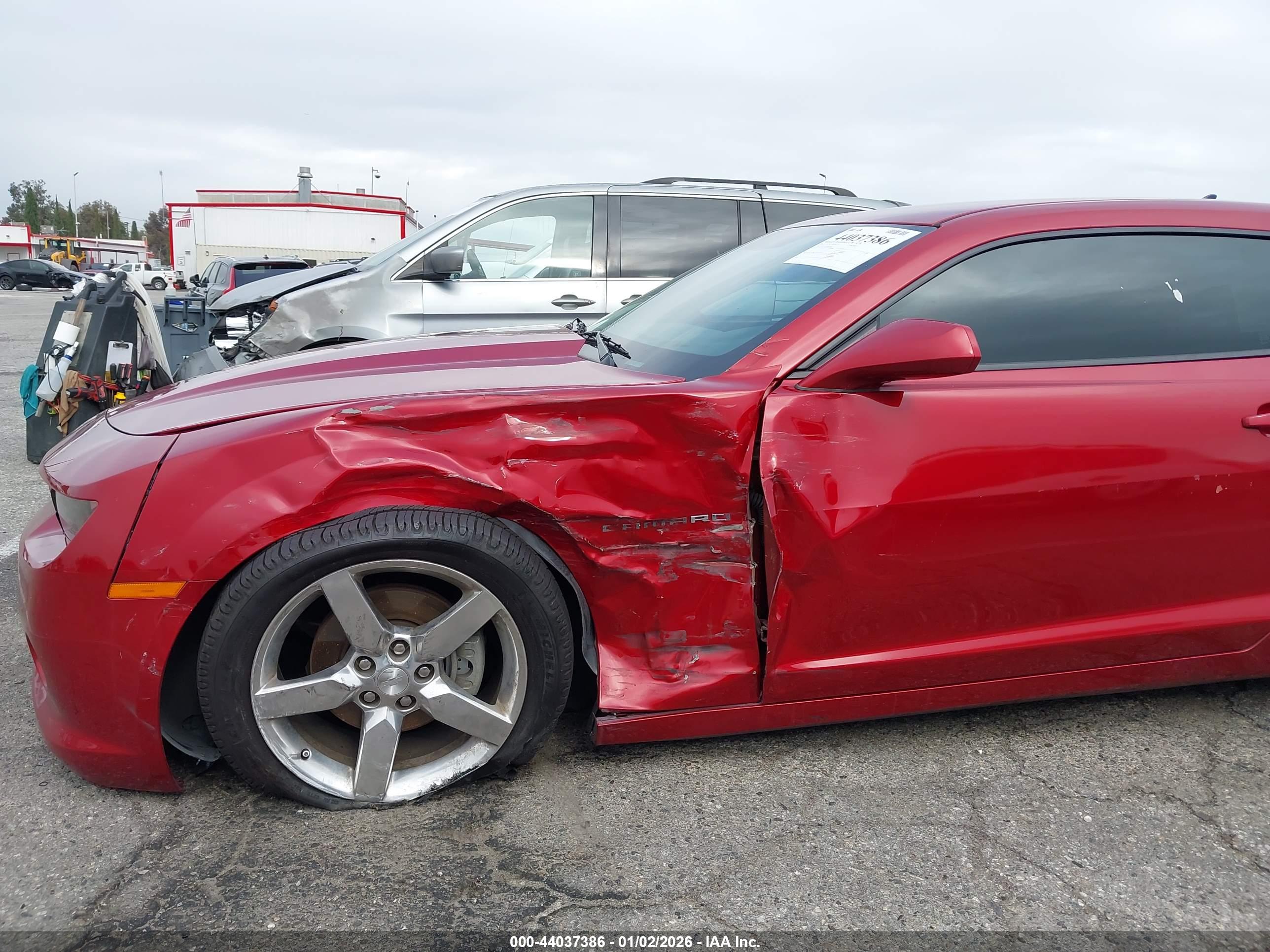 CHEVROLET CAMARO image 6