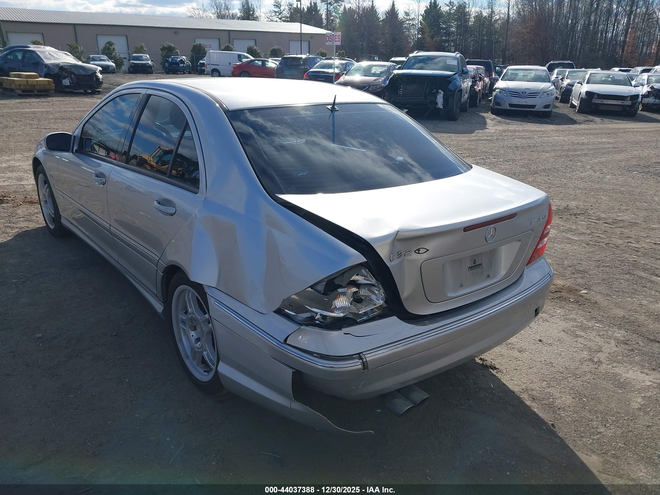 MERCEDES-BENZ C image 6