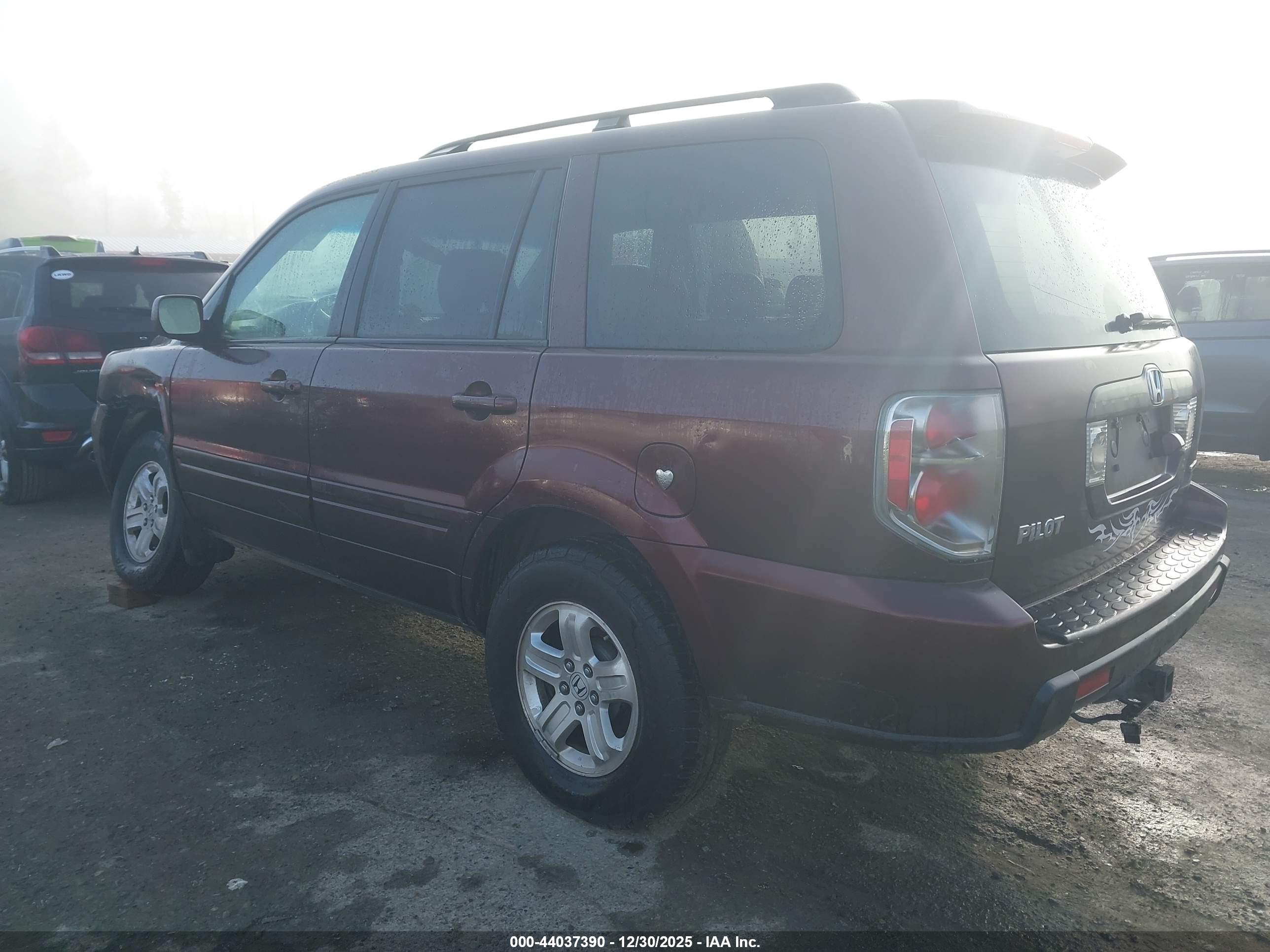 HONDA PILOT image 3