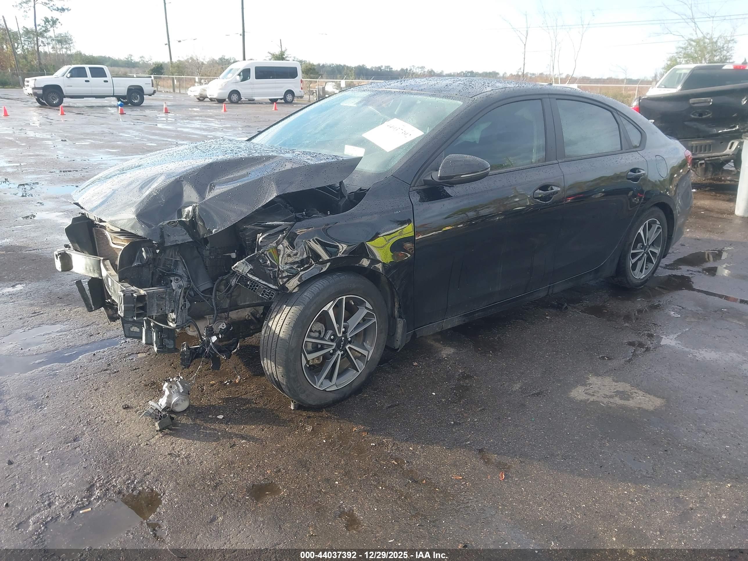 KIA FORTE image 2