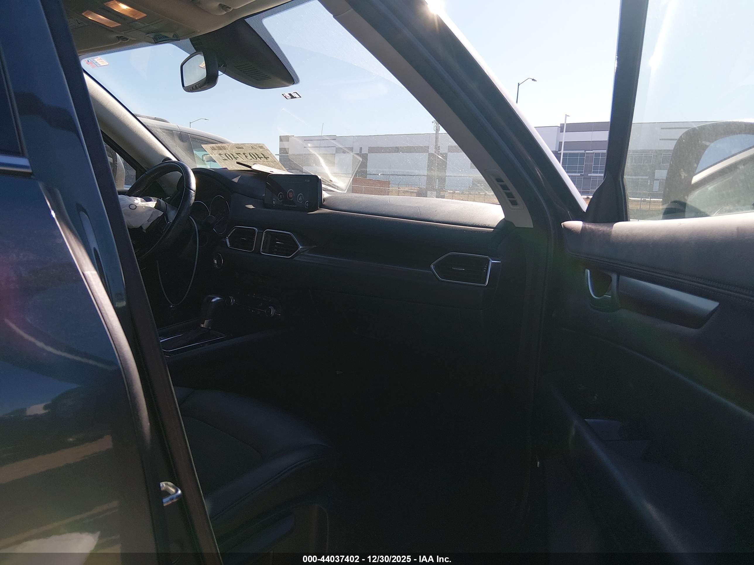 MAZDA CX-5 image 5
