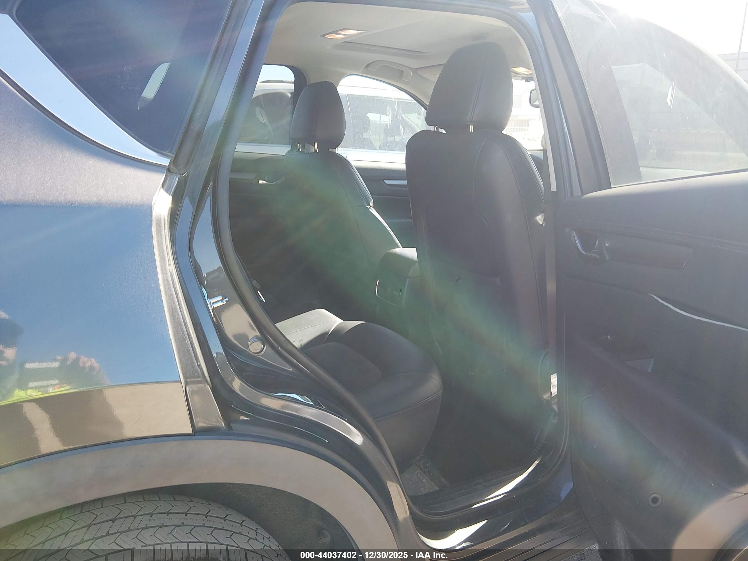 MAZDA CX-5 image 8