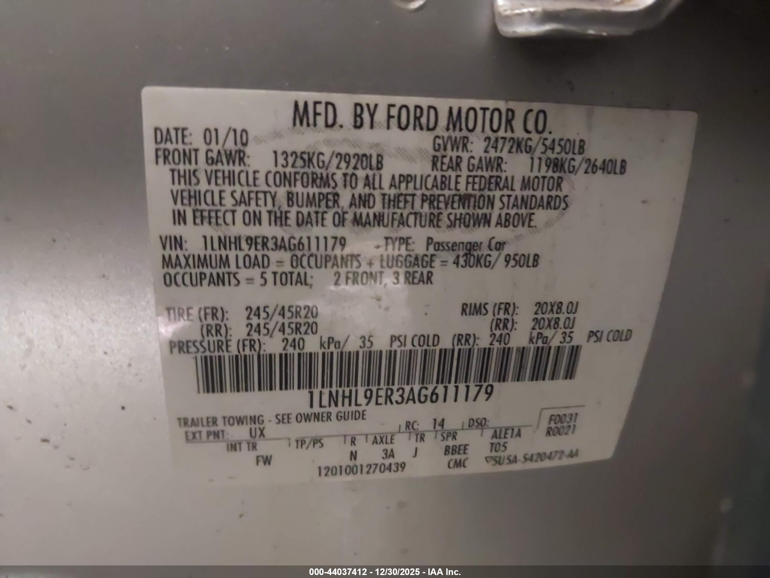 LINCOLN MKS image 9