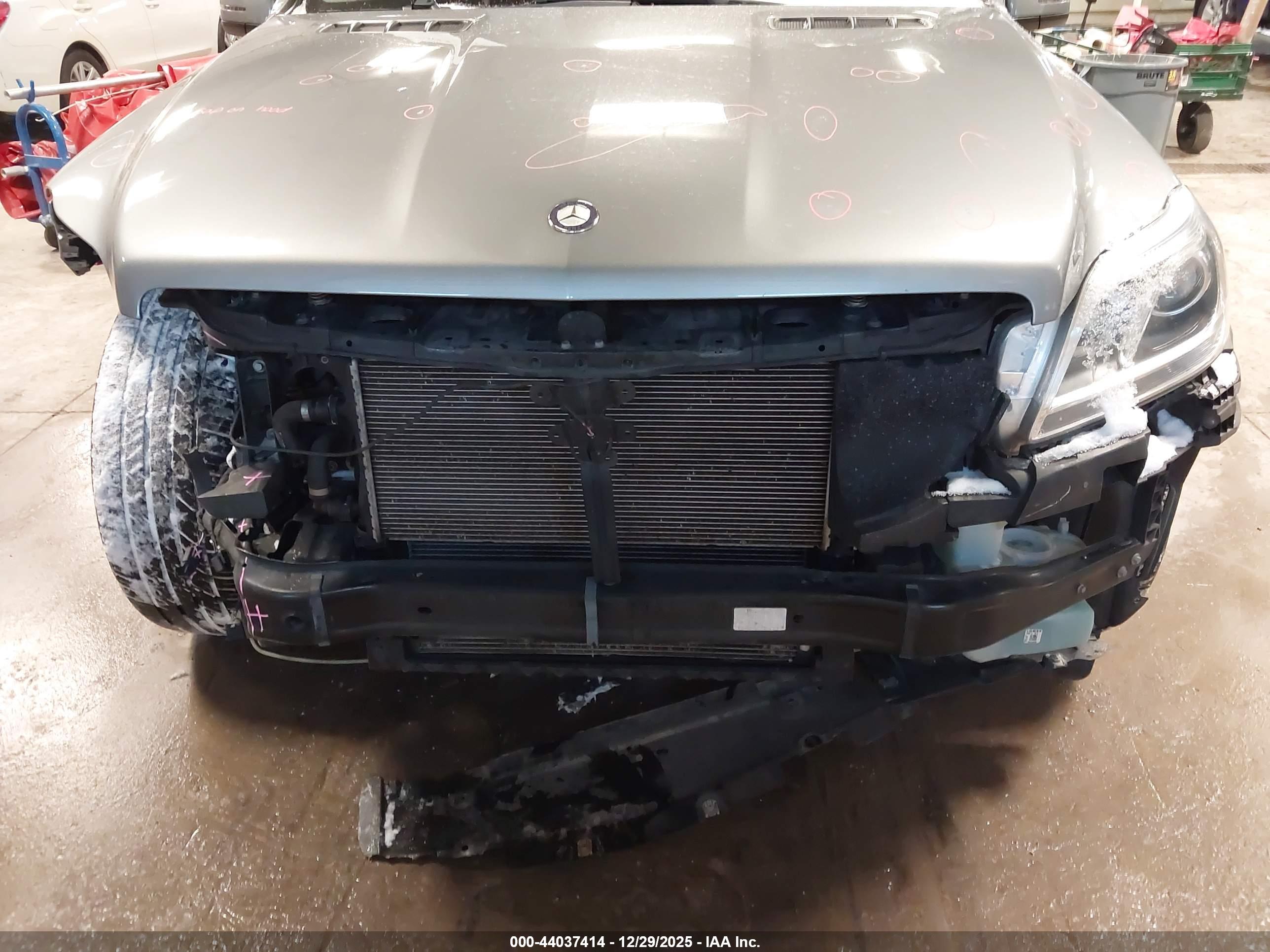 MERCEDES-BENZ GL image 6