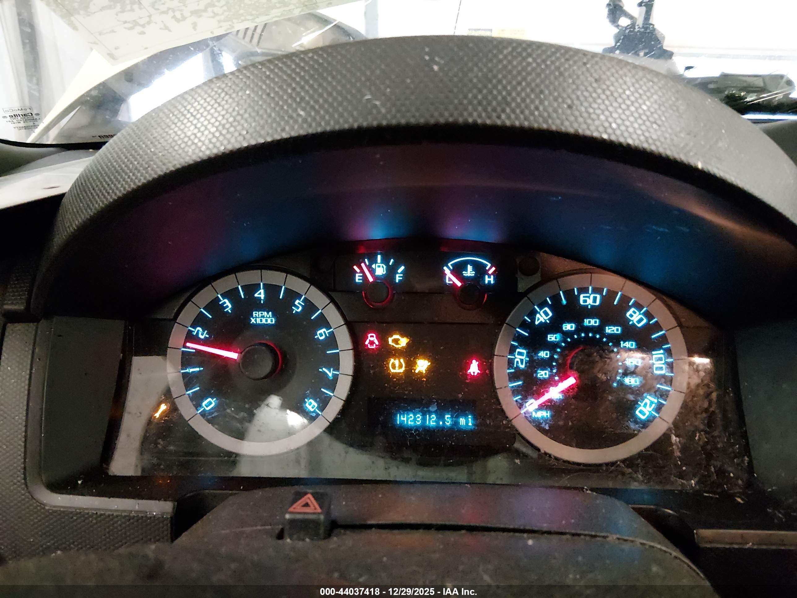 FORD ESCAPE image 7