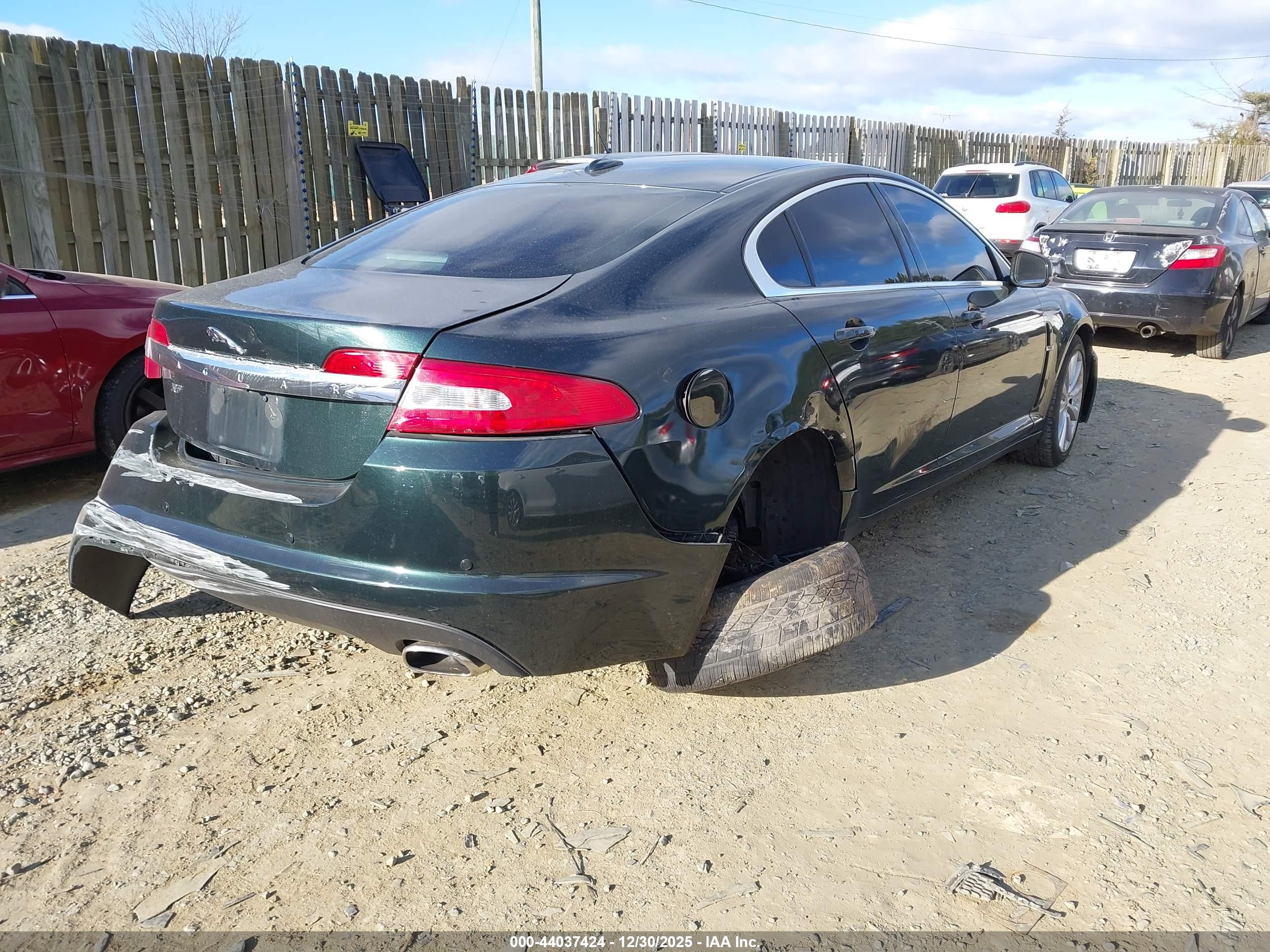 JAGUAR XF image 4