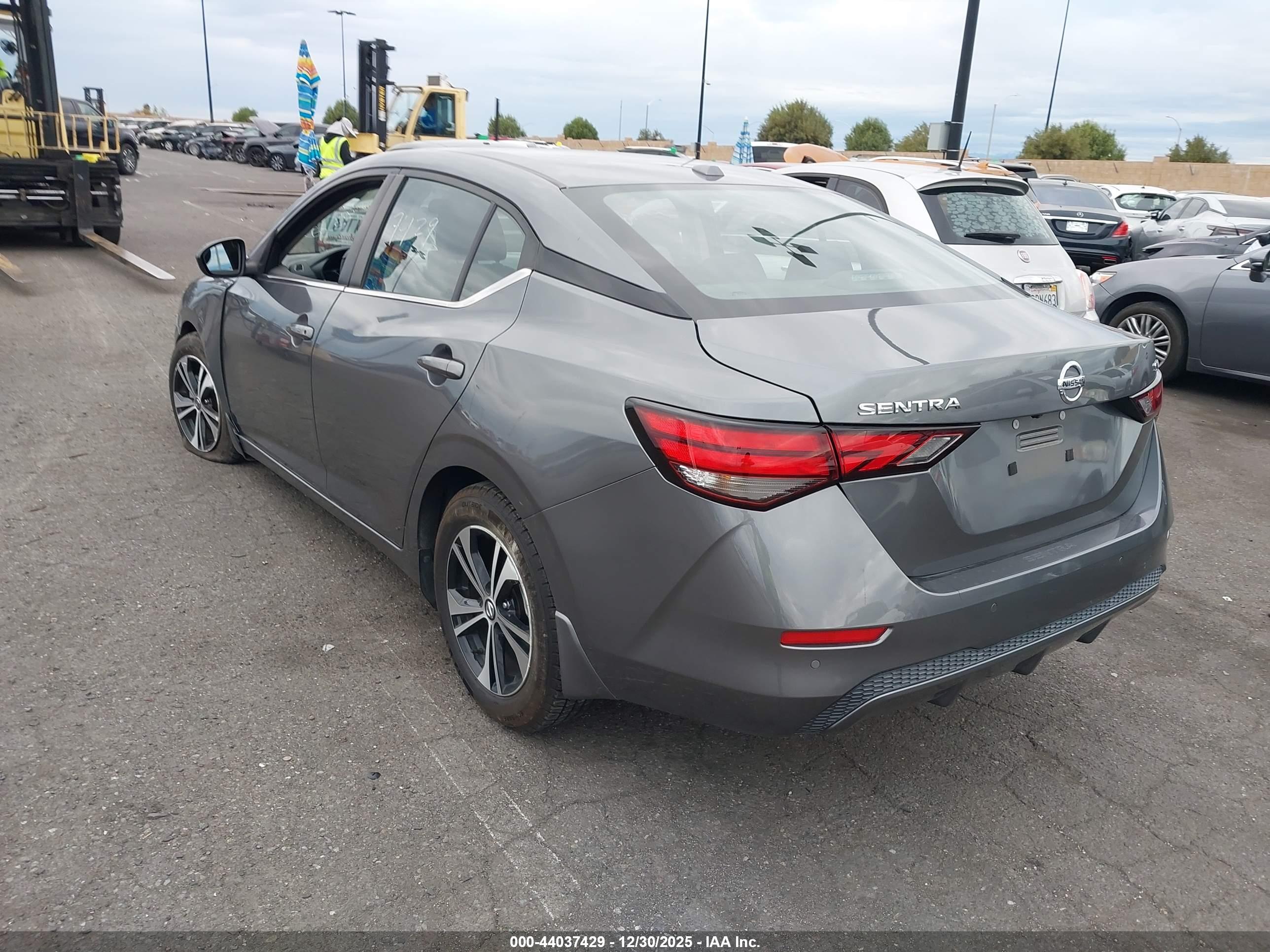 NISSAN SENTRA image 3