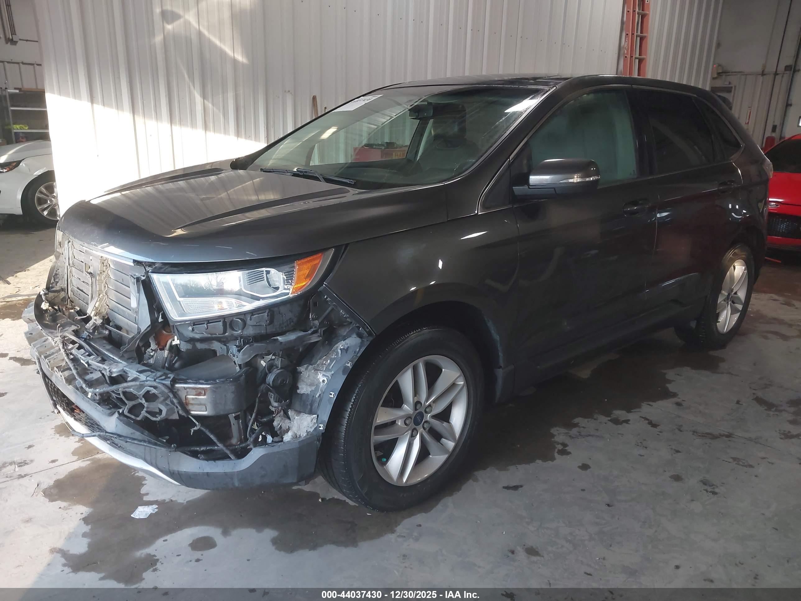 FORD EDGE image 2