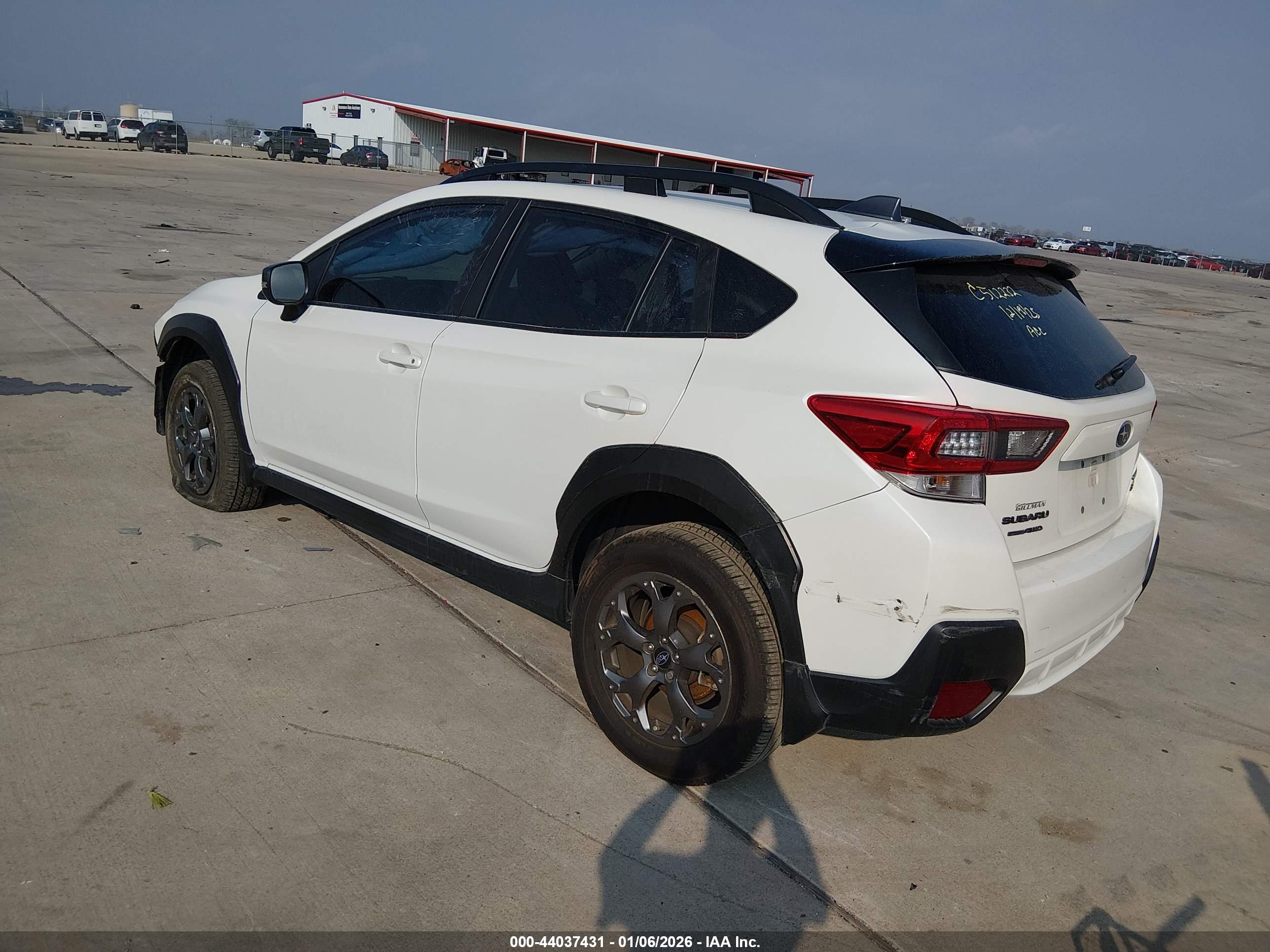 SUBARU CROSSTREK image 3