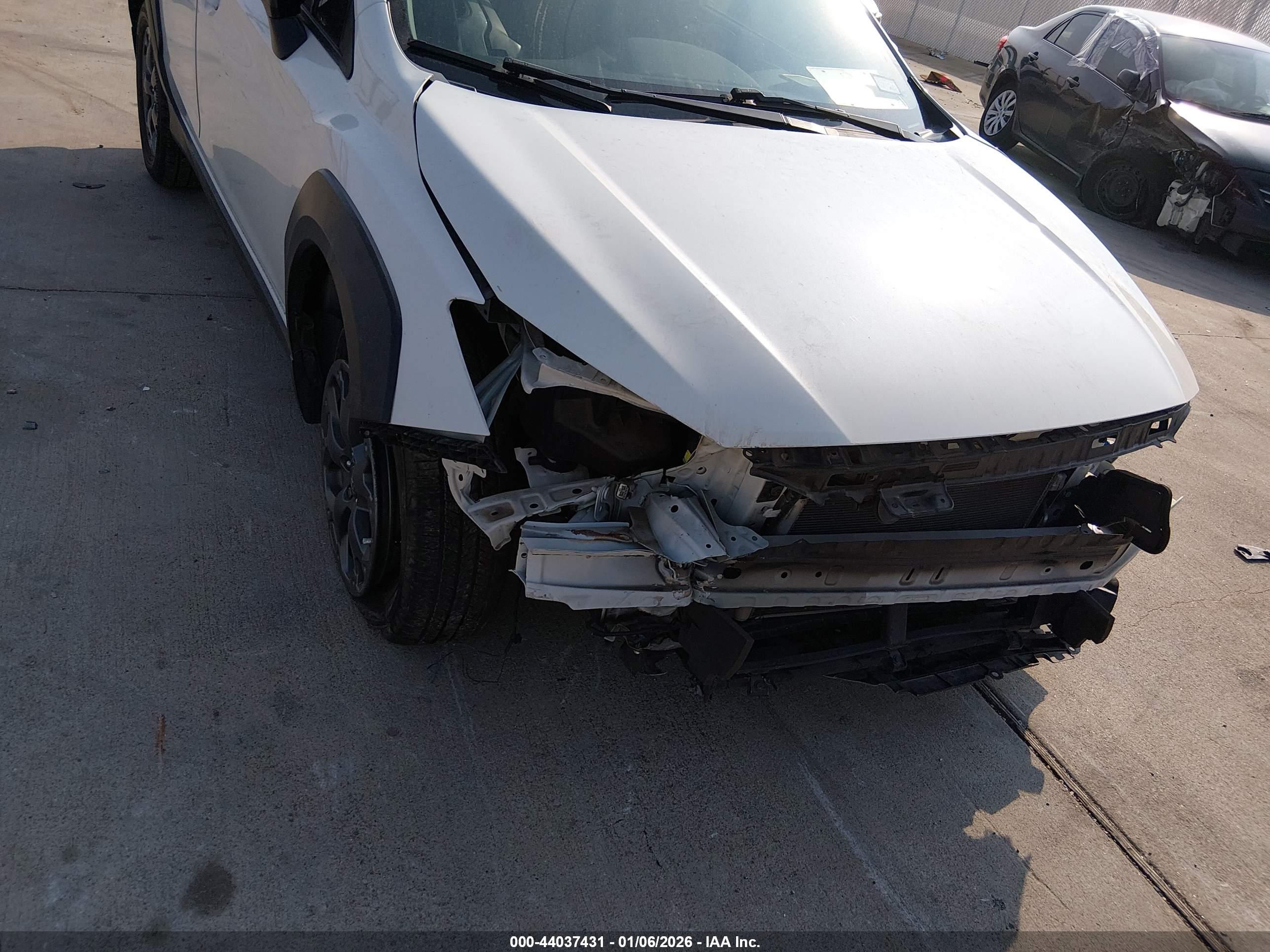 SUBARU CROSSTREK image 6
