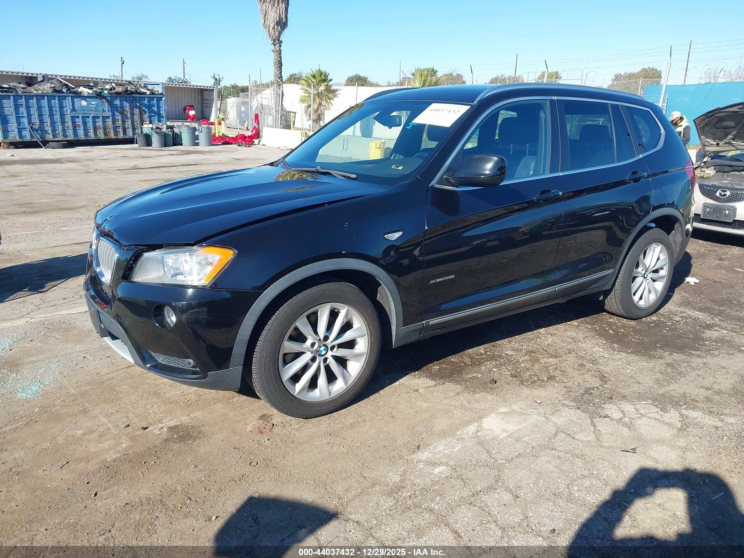 BMW X3 image 2