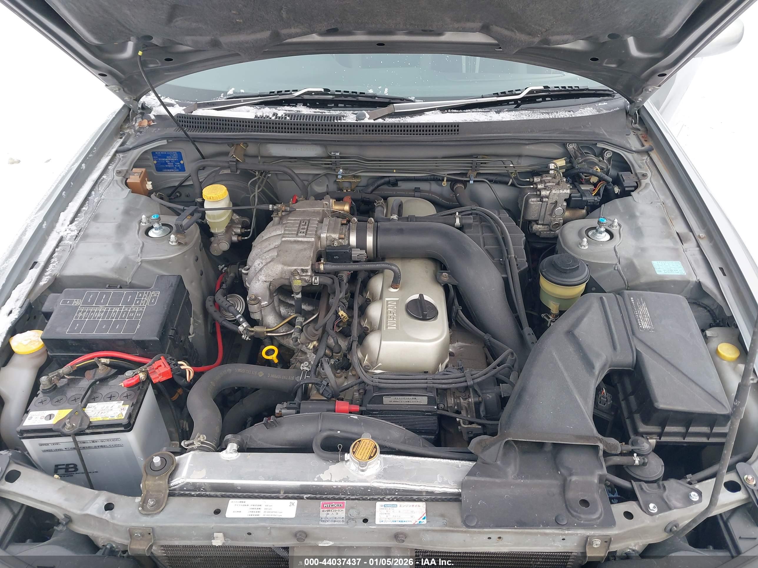NISSAN SKYLINE image 10