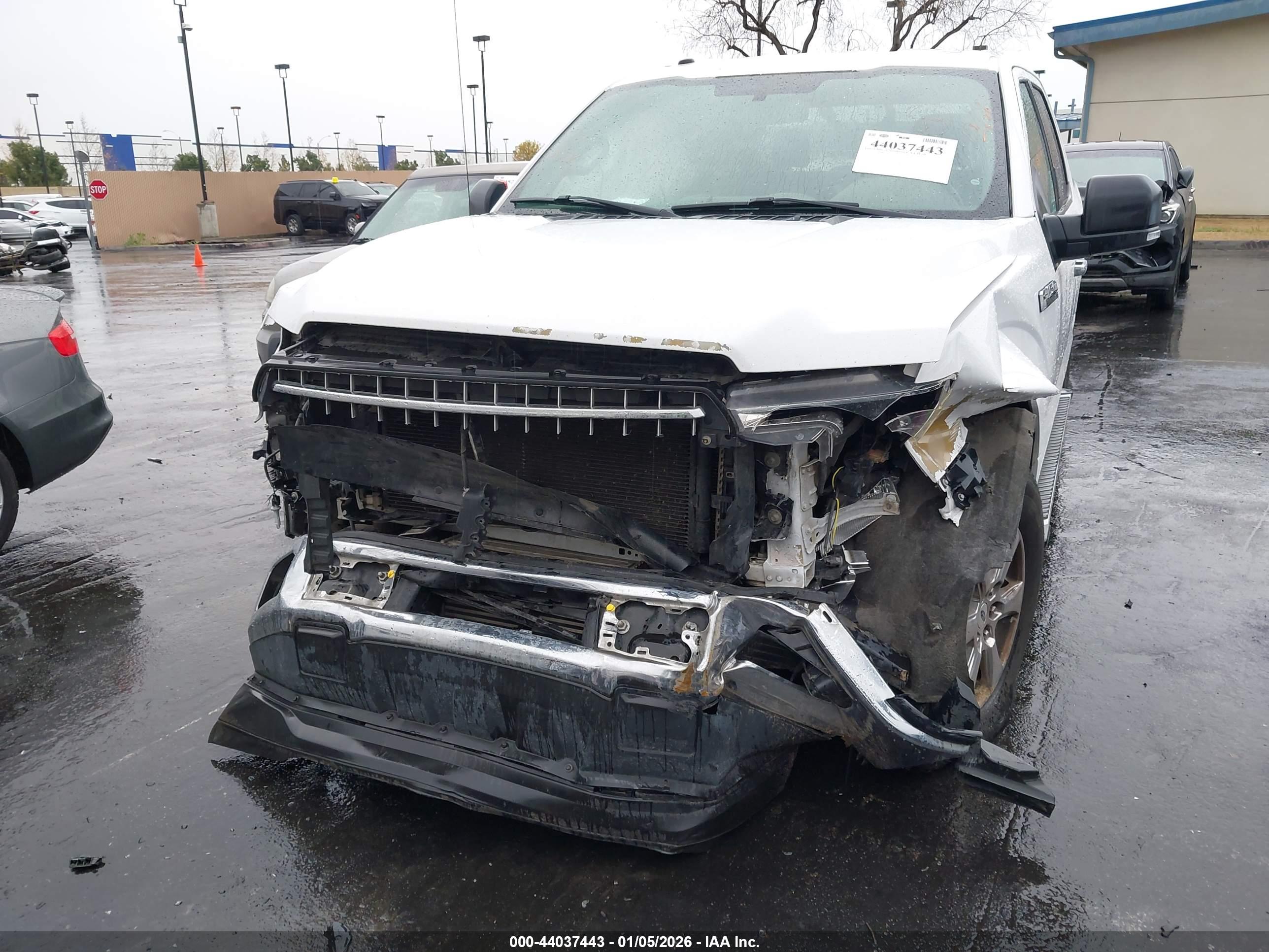 FORD F-150 image 6