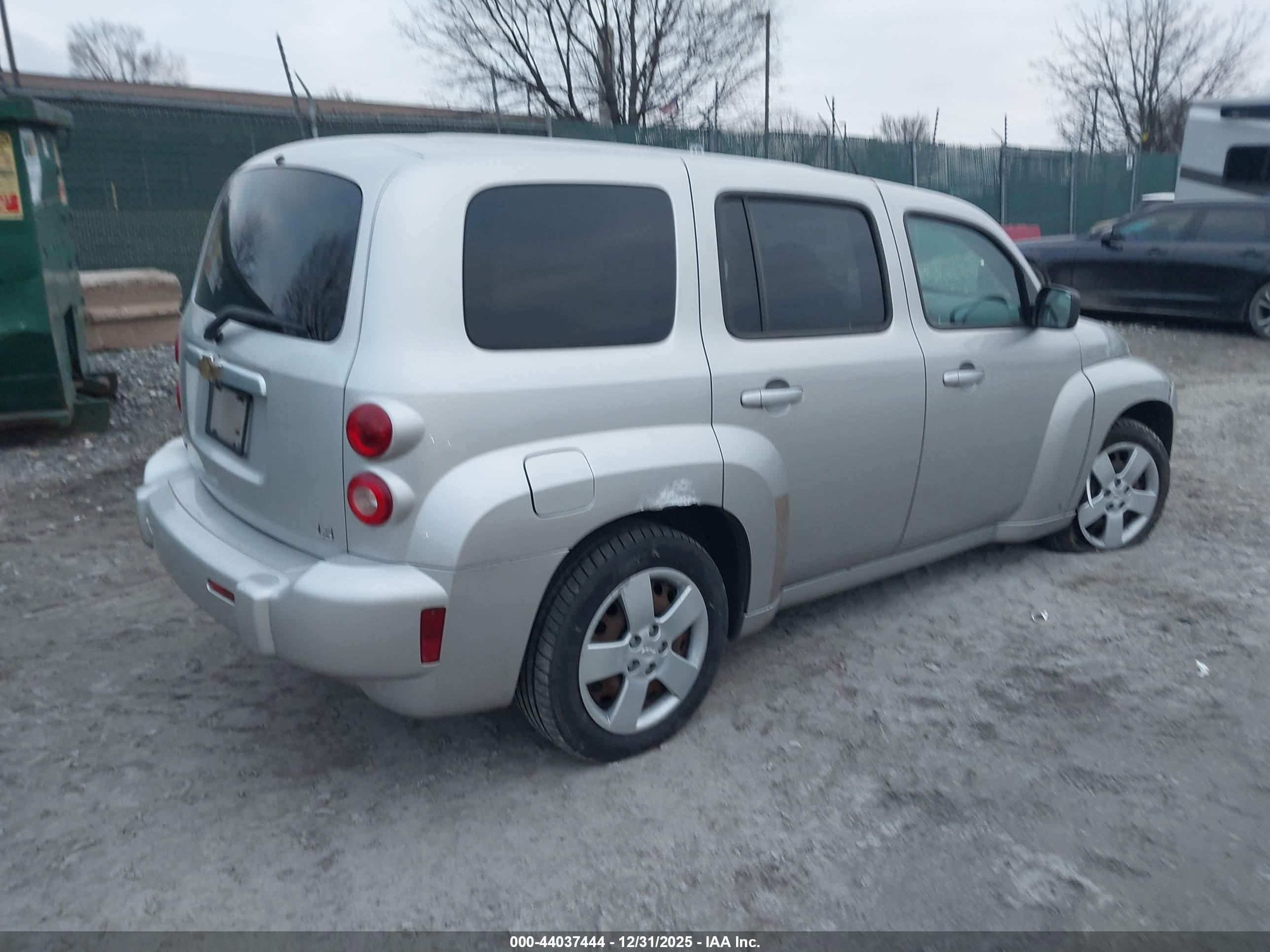 CHEVROLET HHR image 4
